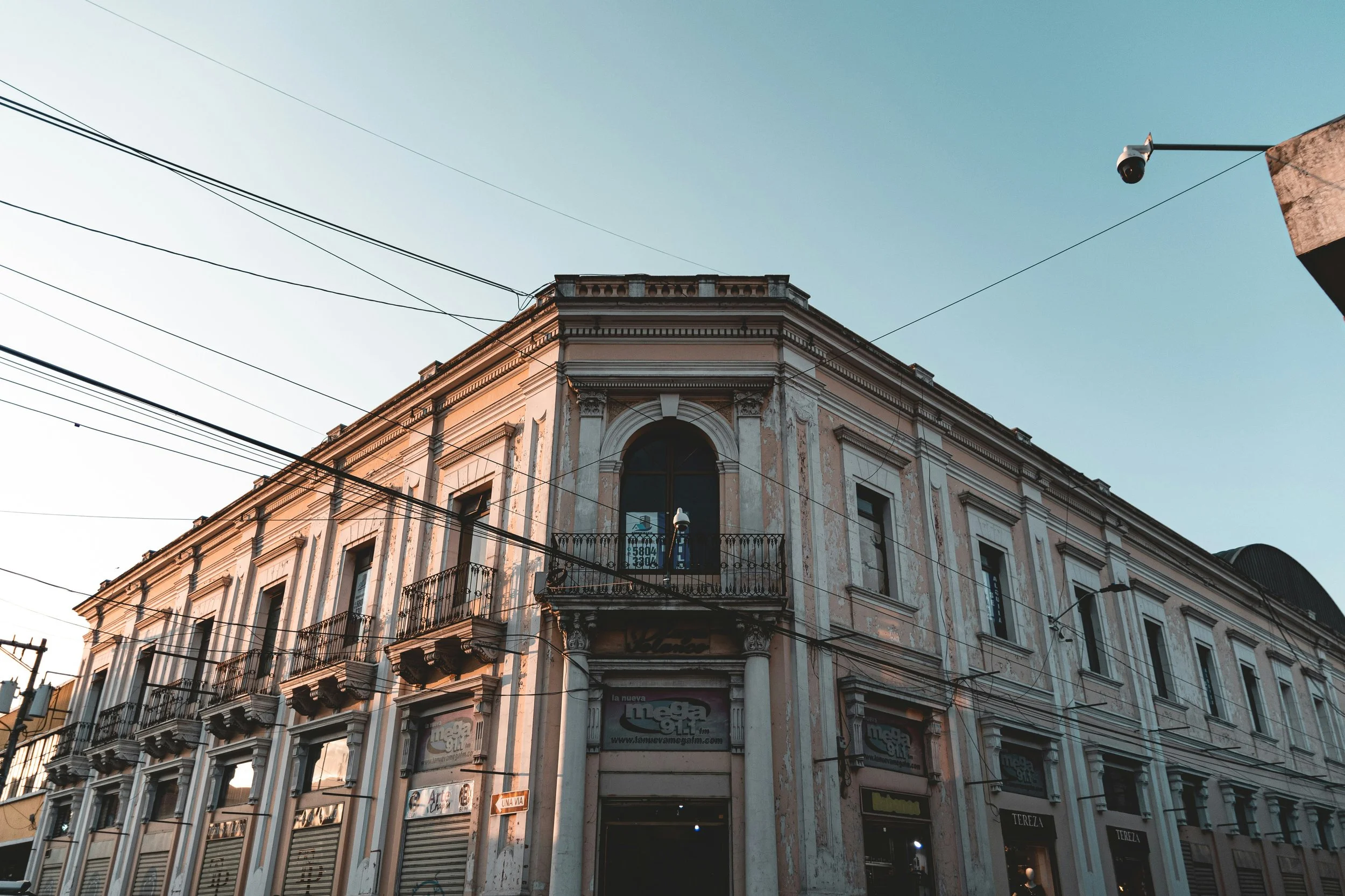 IMPUESTOS: REFORMA INTEGRAL O PARCHE
