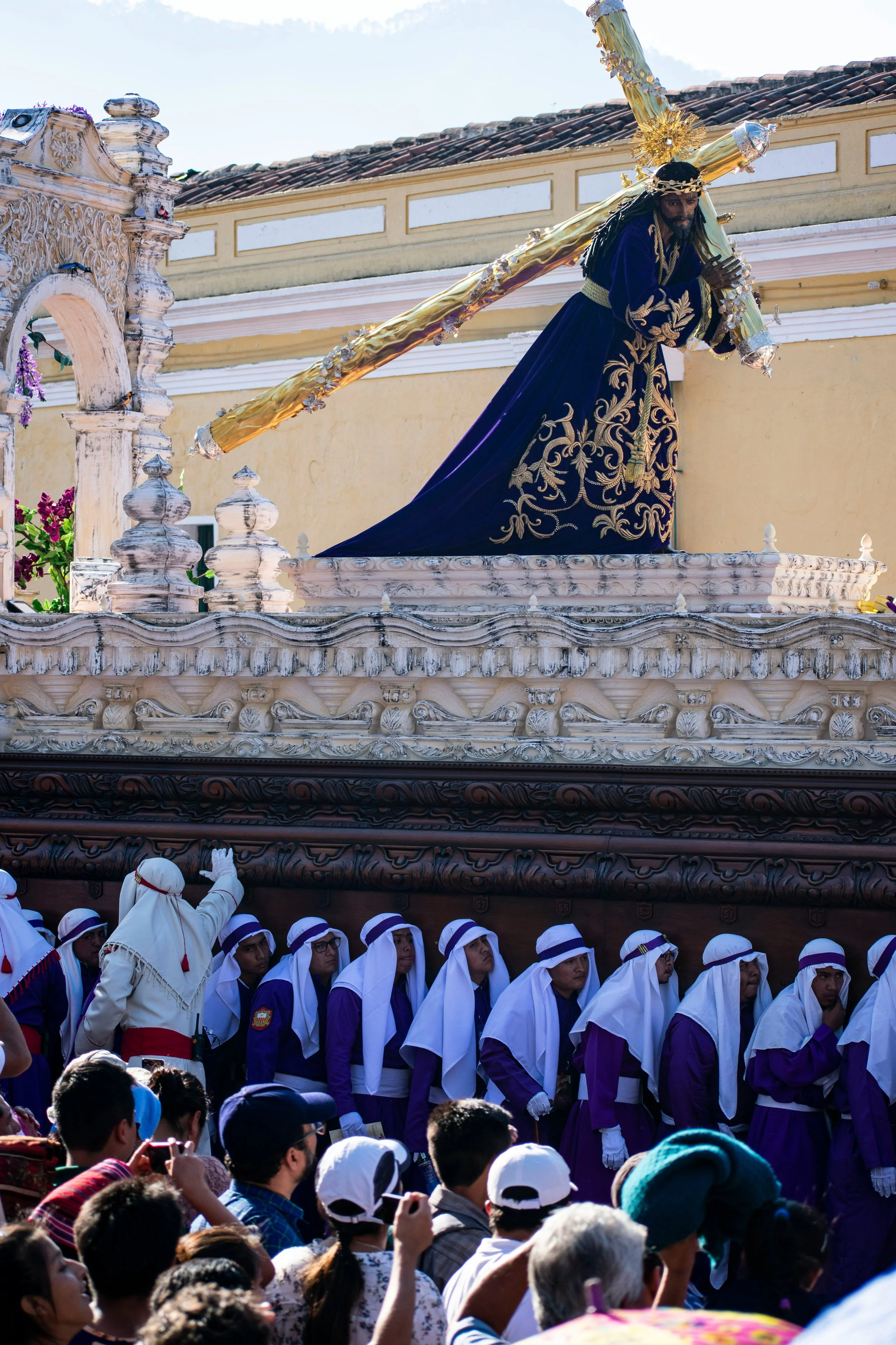 SEMANA SANTA Y LA ECONOMÍA ANTIGÜEÑA