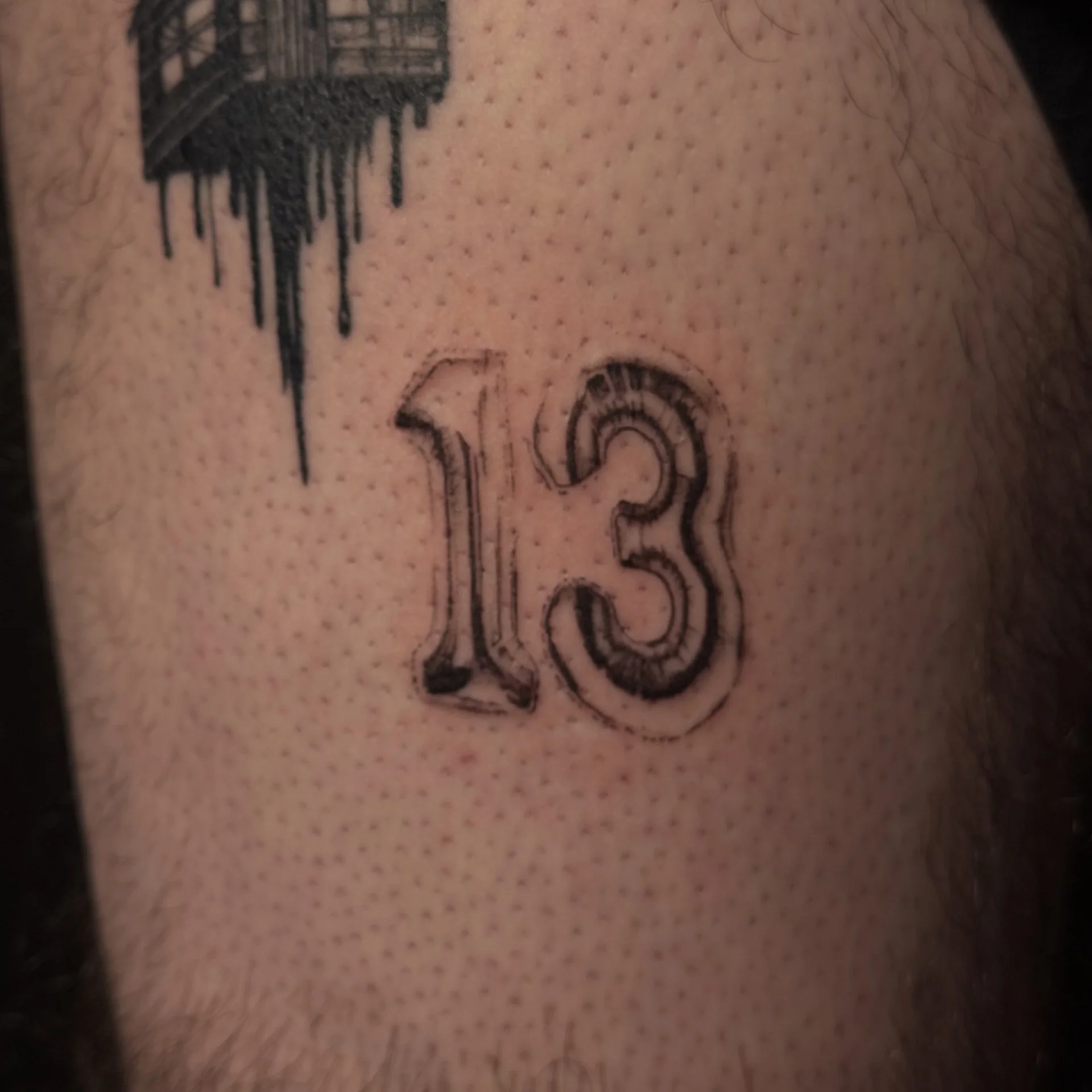 Ezrie @___ezdoesit - Balloon font