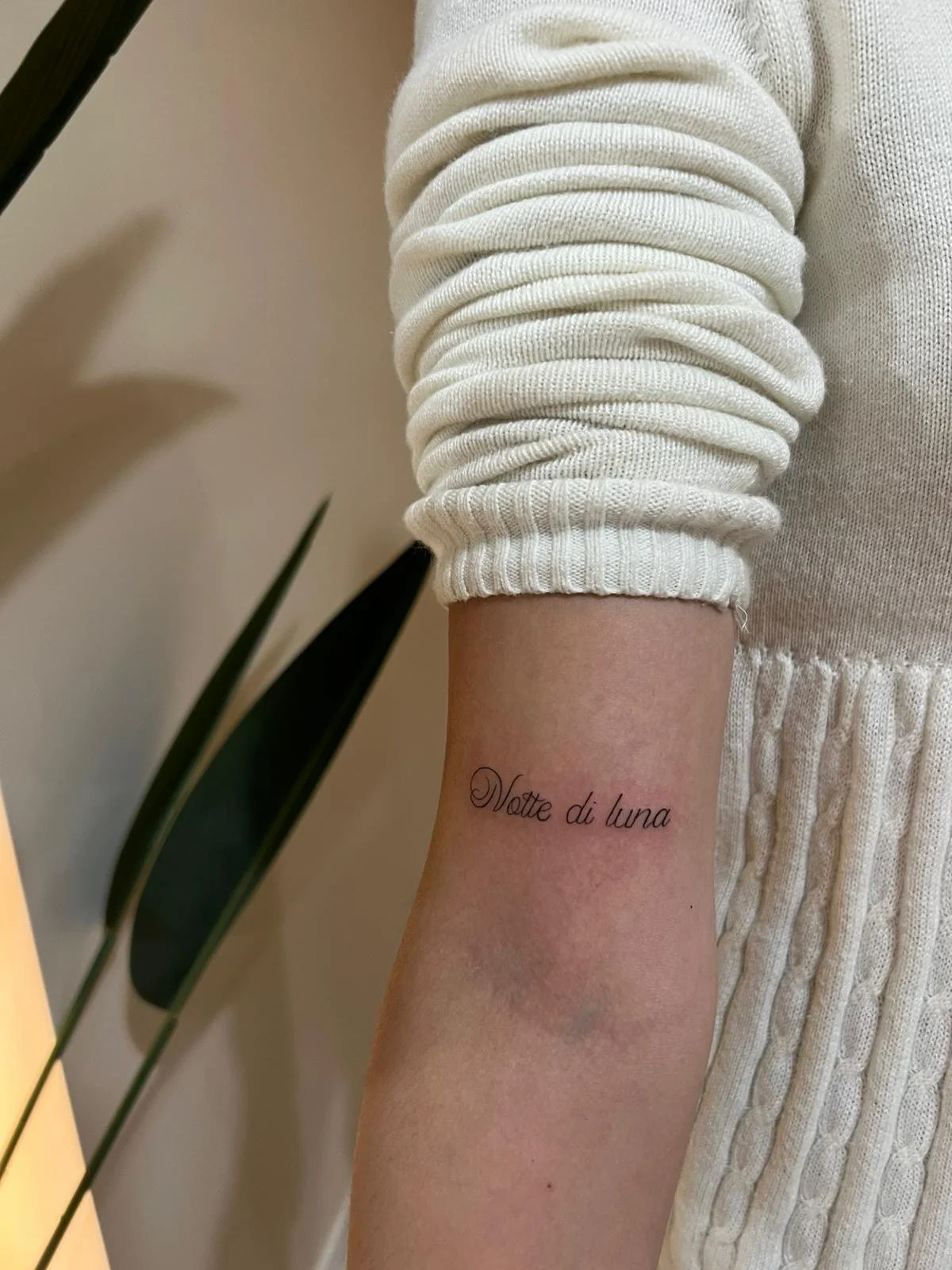 Luz @Luztattz - Fine line font 