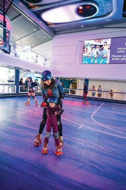 RCI_OV_092019_IM_JetSettingFam_Seaplex_Rollerblades_019_RET_CMYK.jpg