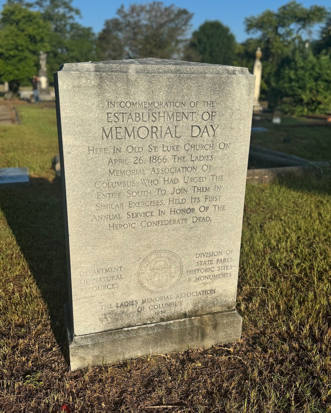 Happy Memorial Day from the Historic Linwood Foundation 🇺🇸

As we honor the brave men and women who gave their lives in service to our country, we also remember one of Linwood Cemetery&rsquo;s most influential figures: Lizzie Rutherford Ellis (June