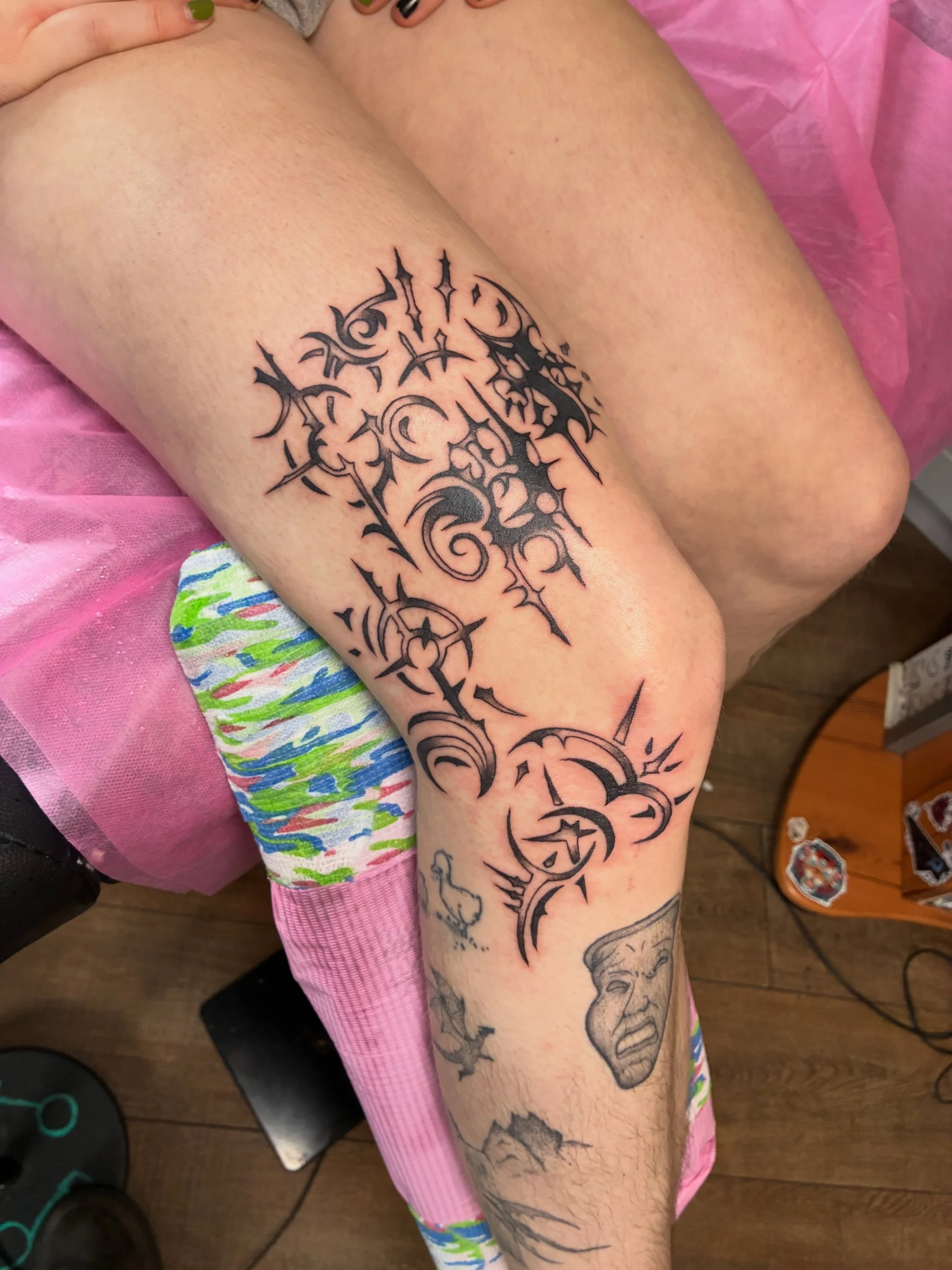 One of the afters y&rsquo;all been waiting for 🙂&zwj;↕️

#denvertattoo #cybersigilism #denverqueer #denvertattooshop