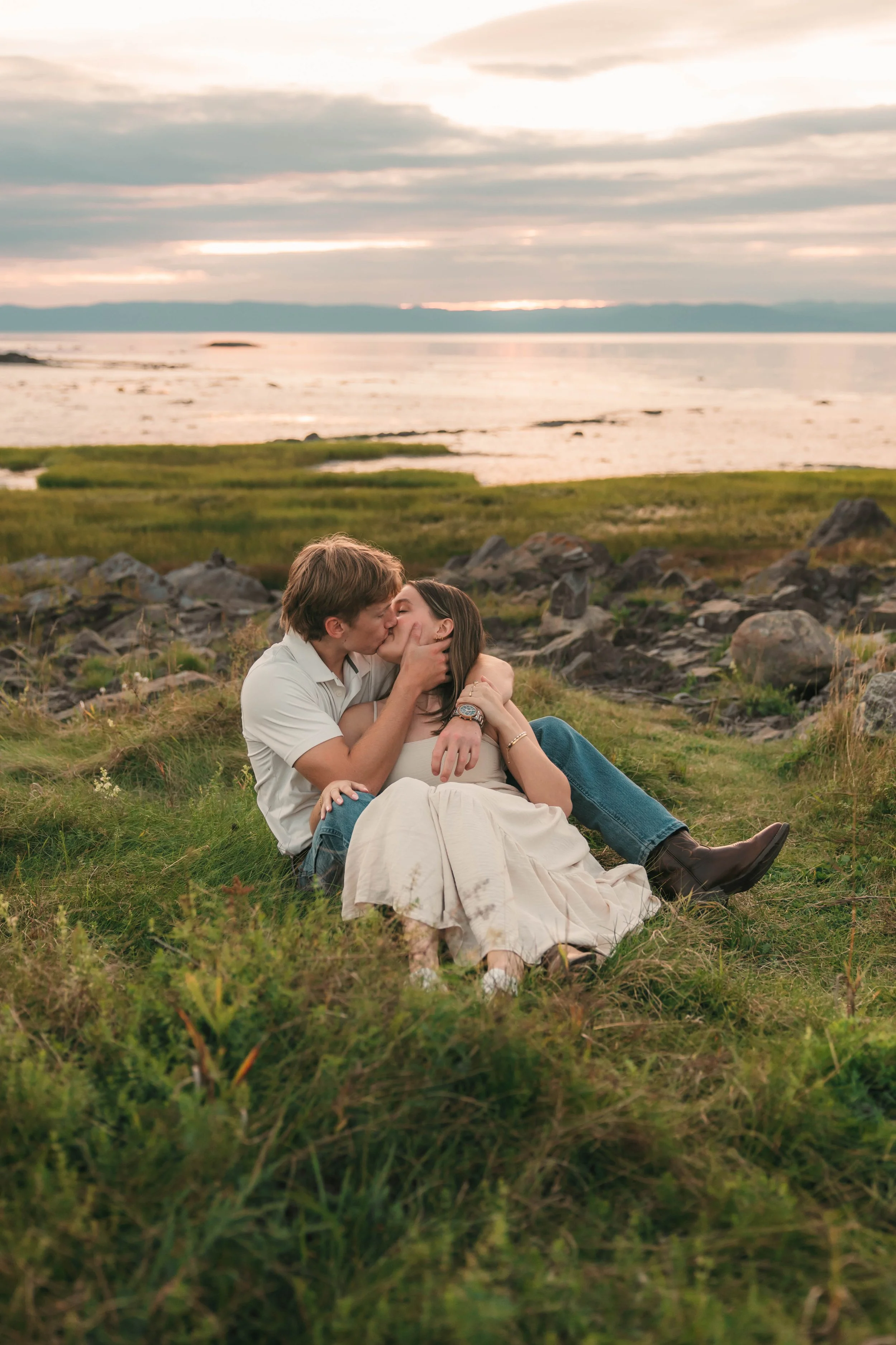 couple bord de l'eau