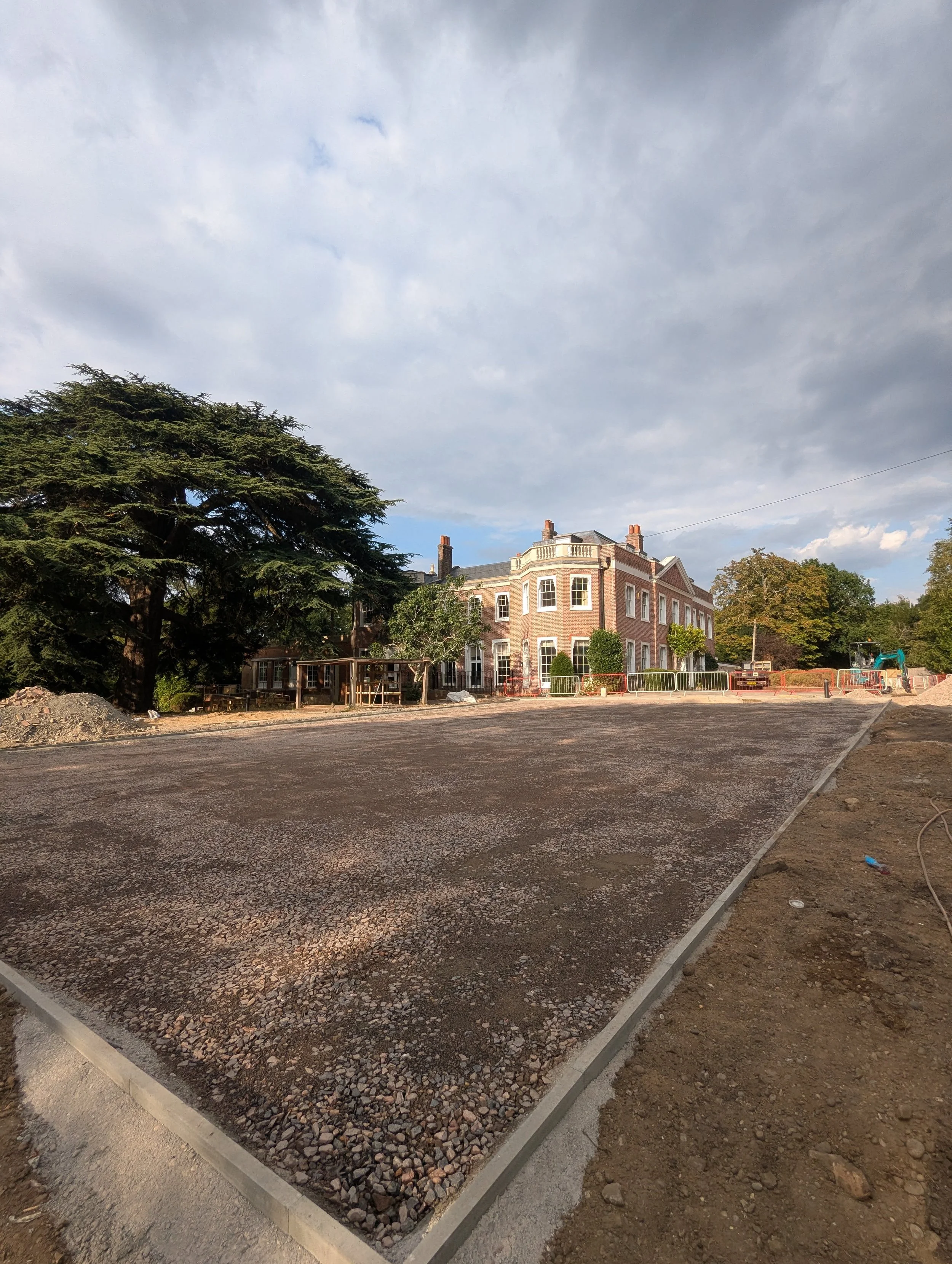 type 3 aggregate sub base resin bound gravel car park installation croydon listed building