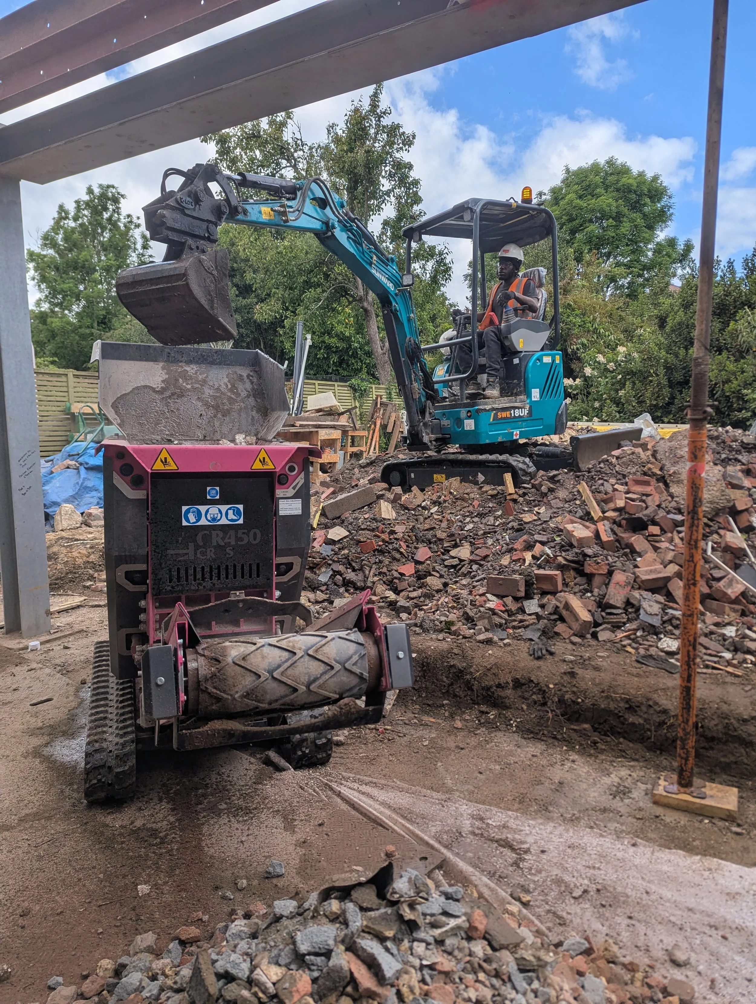 finchley extension demolition waste being recycled to sub-base aggregate