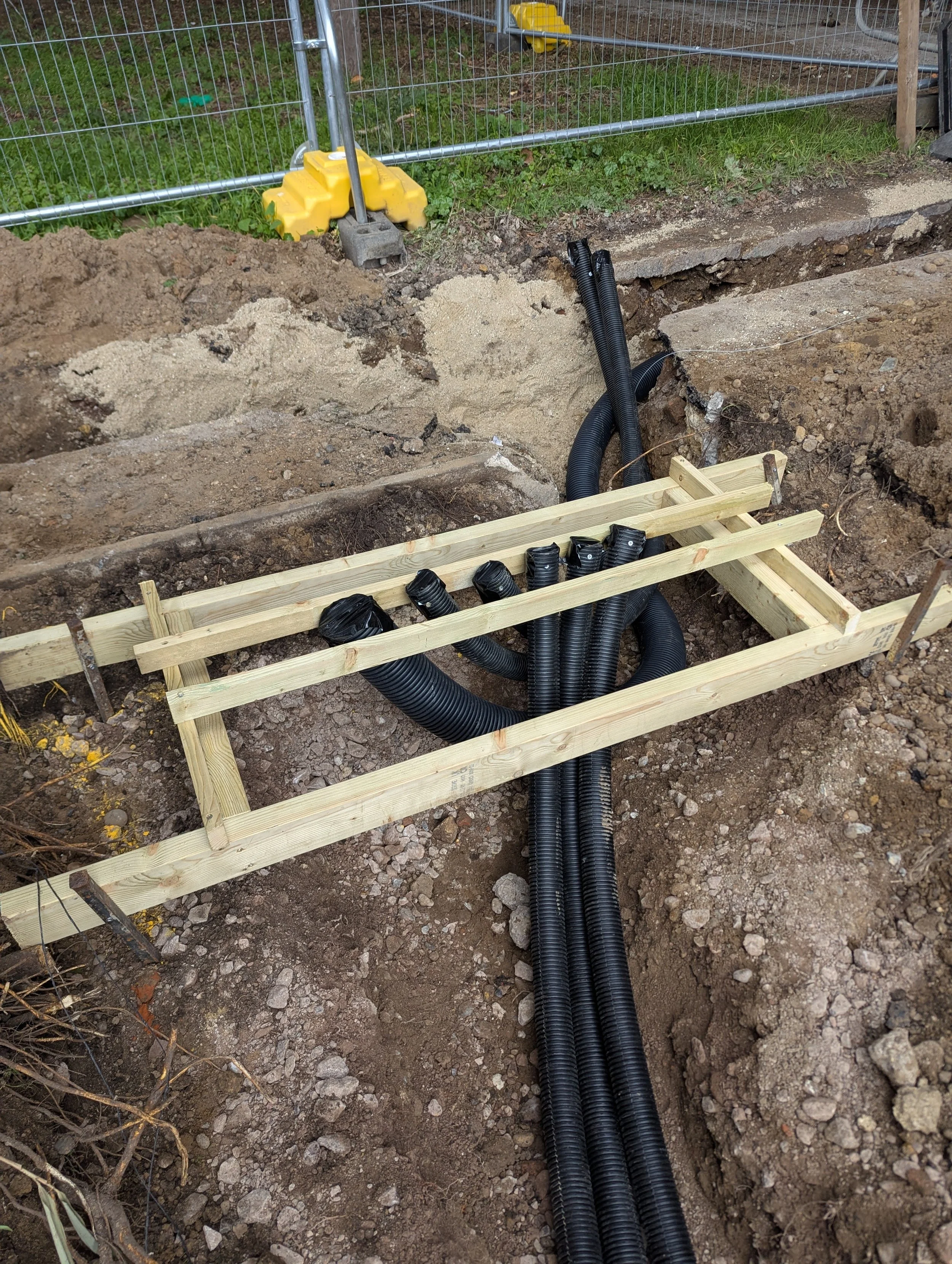 sen school croydon electrical ducting kiosk slab prep