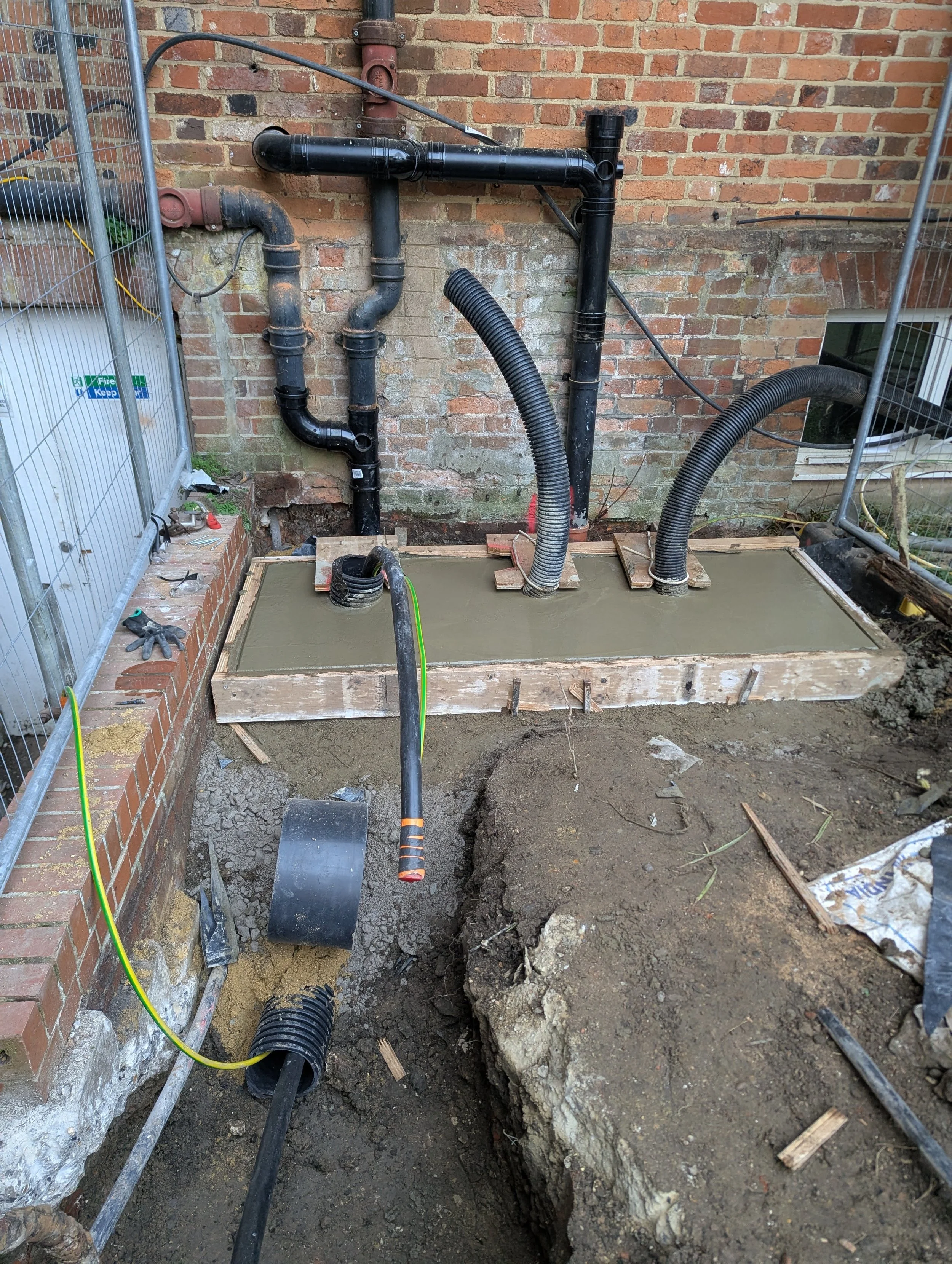 sen school croydon electrical ducting ukpn kiosk intake