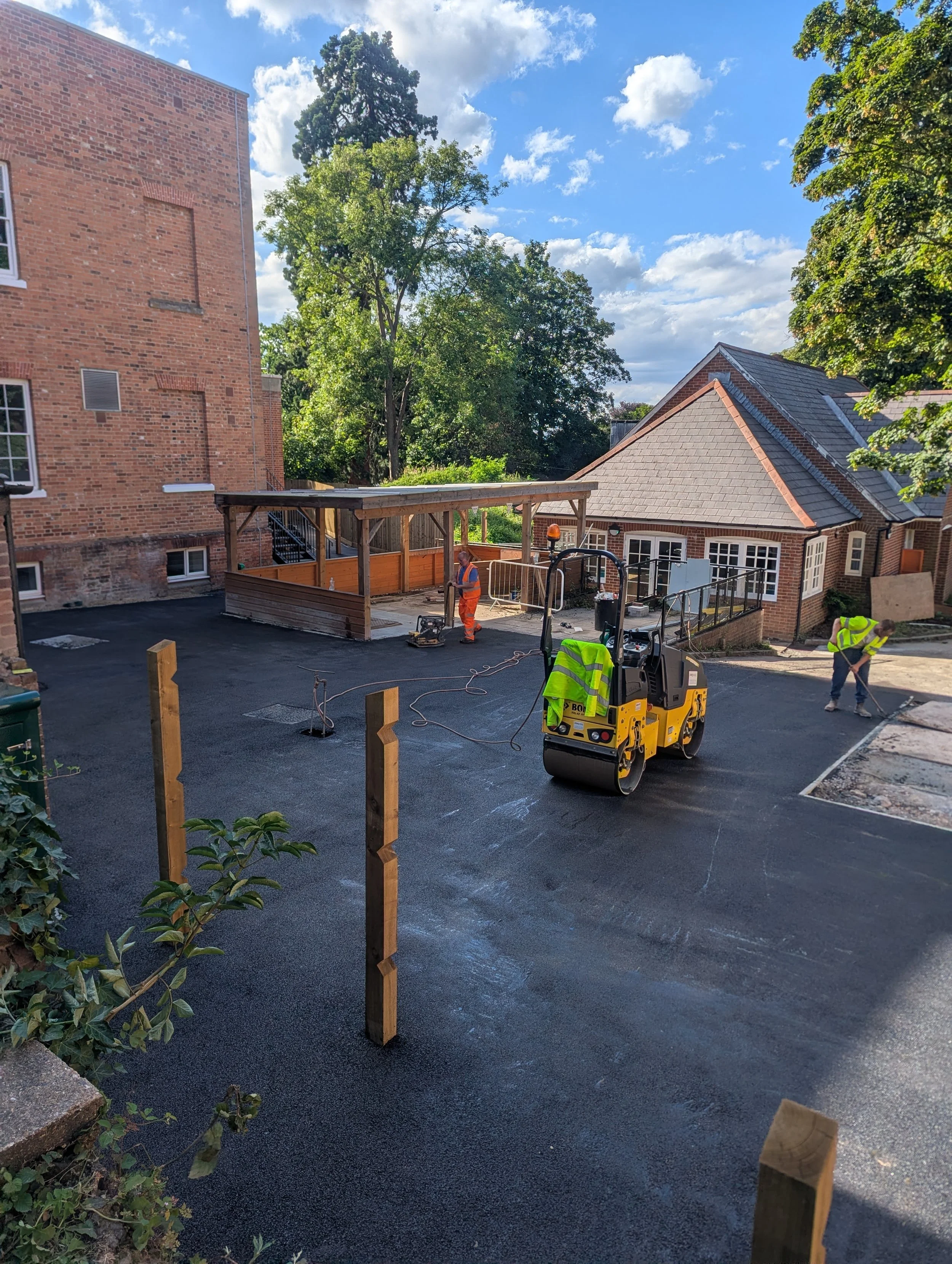 sen school croydon tarmac playground