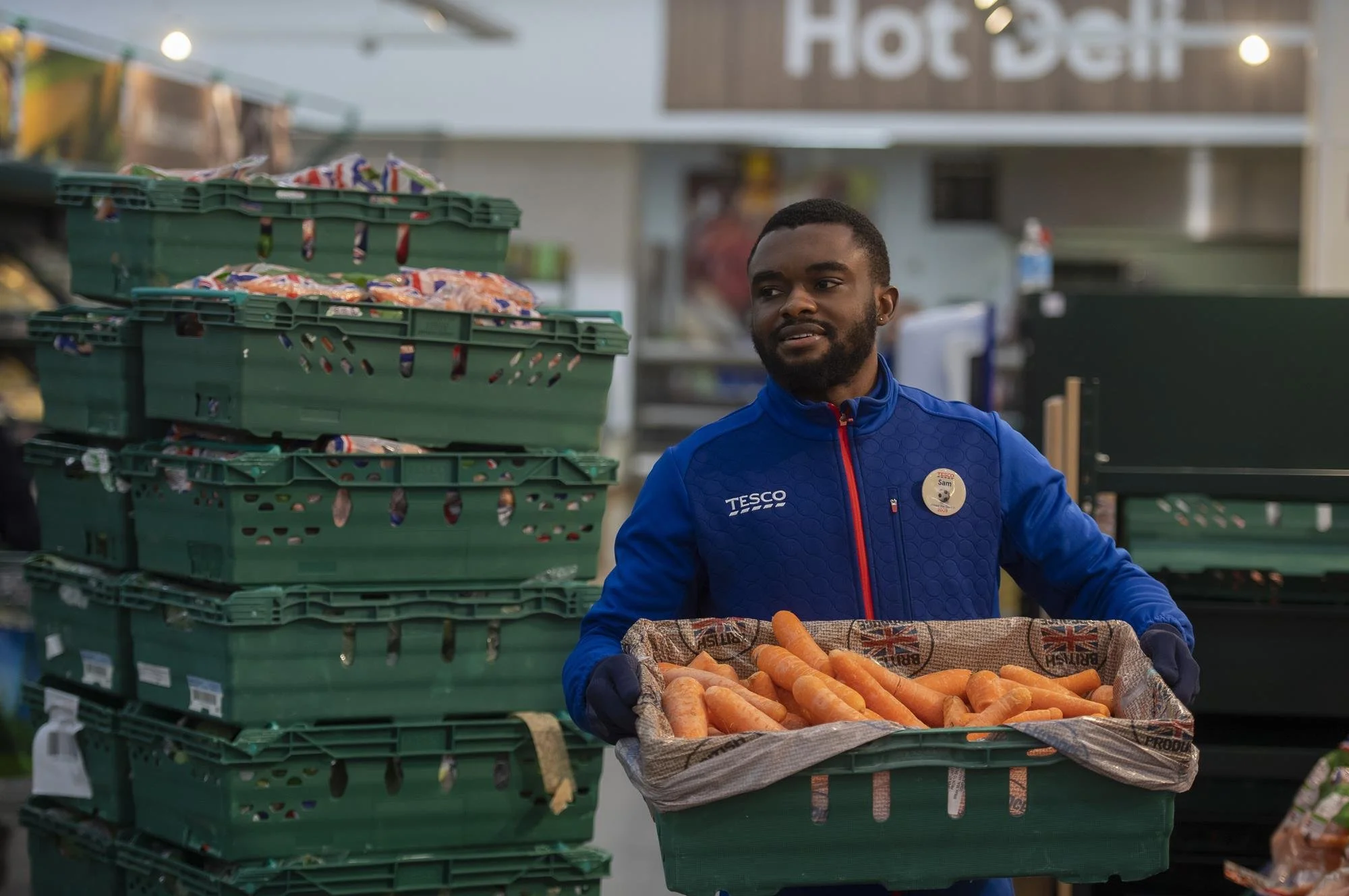 3113110_tescocolleague_342609.jpg