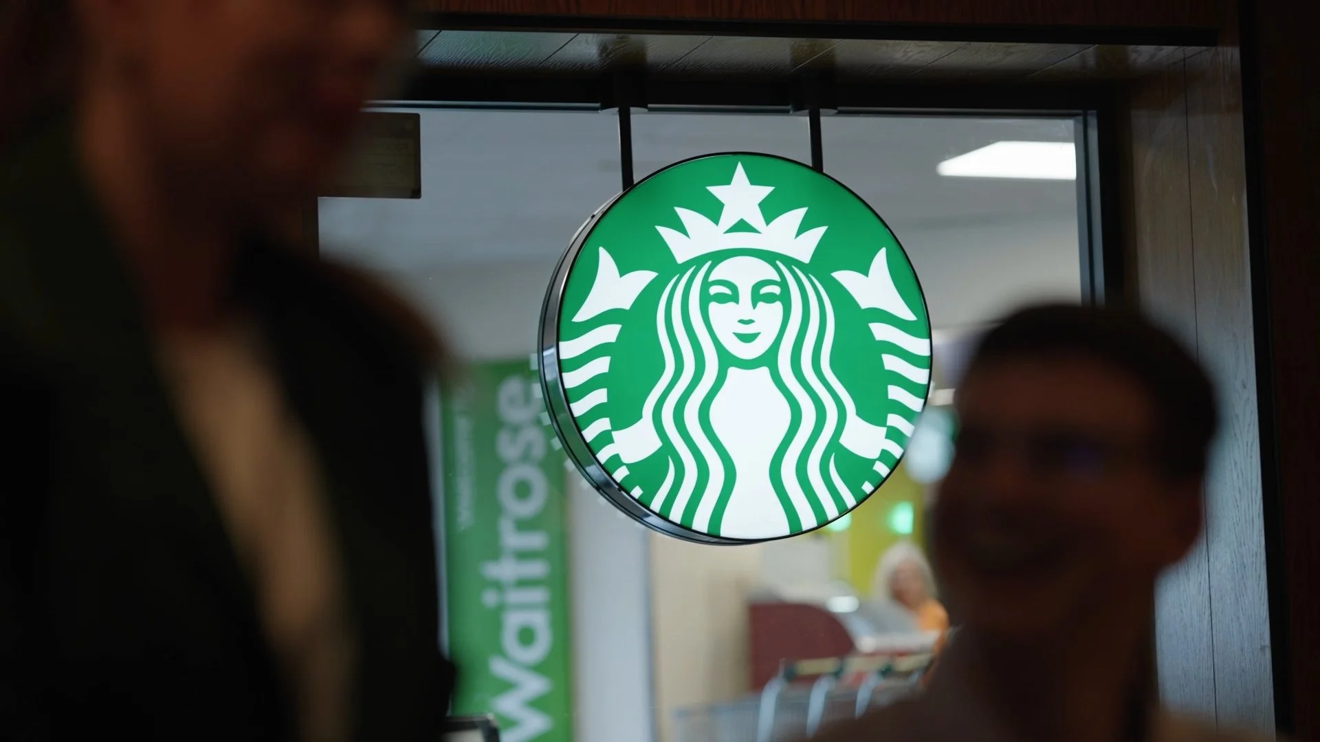 starbuck.jpg