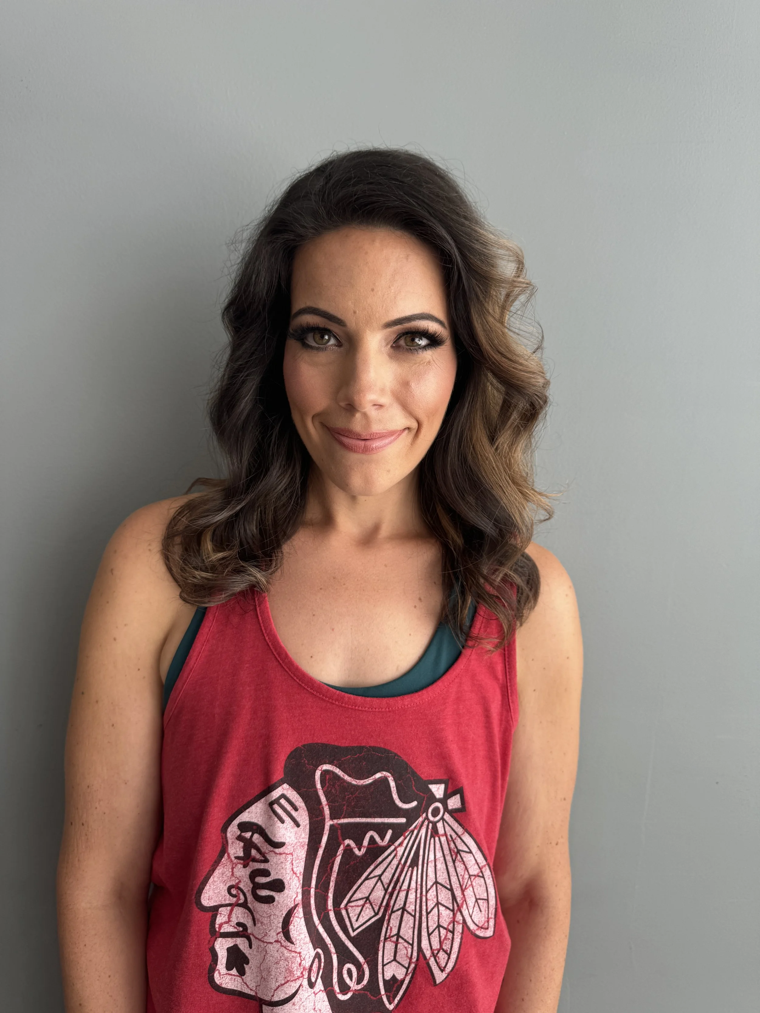 Bombshell week winner with gorgeous professional hair and makeup (Copy)