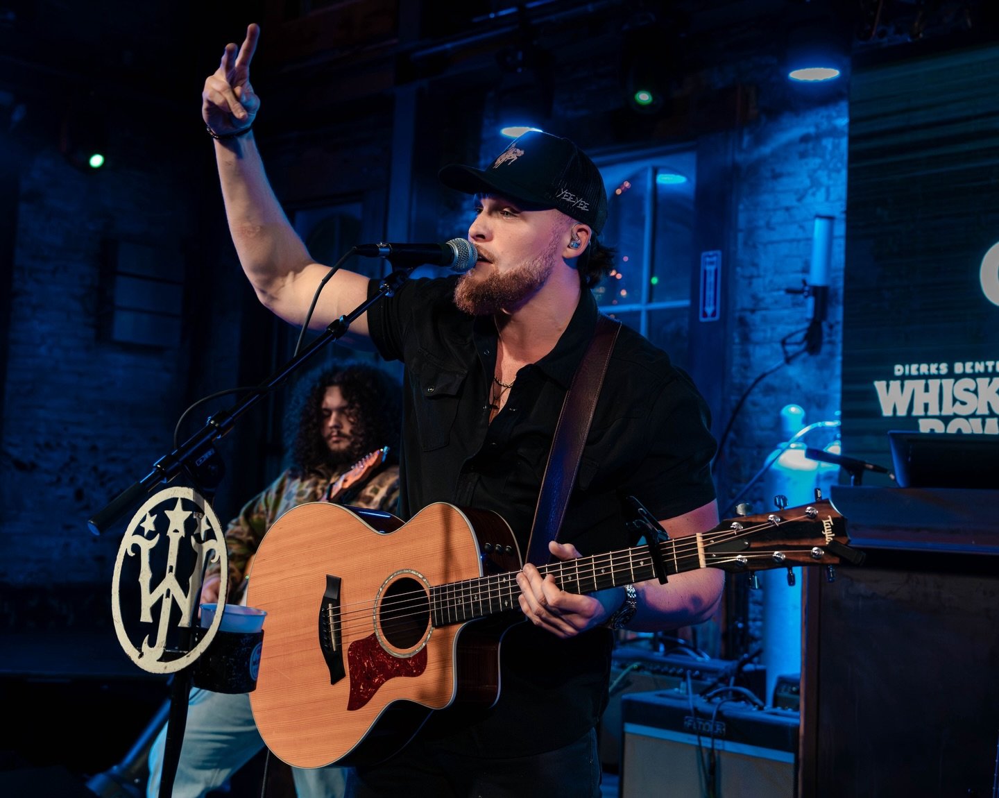 If God is for us, who can be against us? - ‭‭Romans‬ ‭8‬:‭31‬ ‭

#faith #freedom #countrymusic #Country #journey