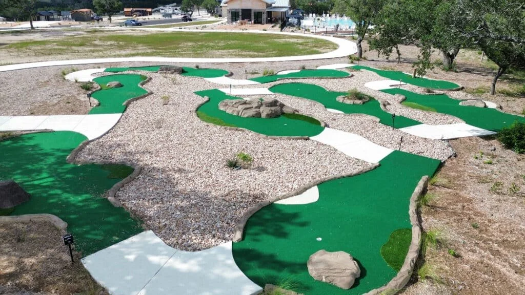 PUTT-PUTT-MINI-GOLF-1024x576 (1).jpeg