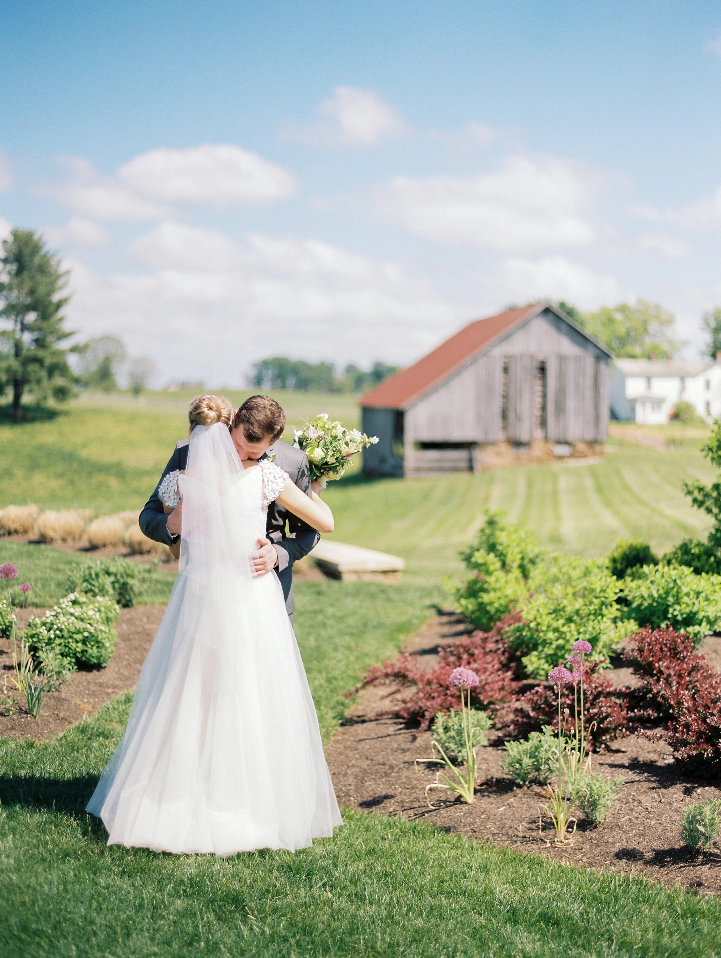 vineyard_charlottesville_virginia_wedding_photography_002.jpg
