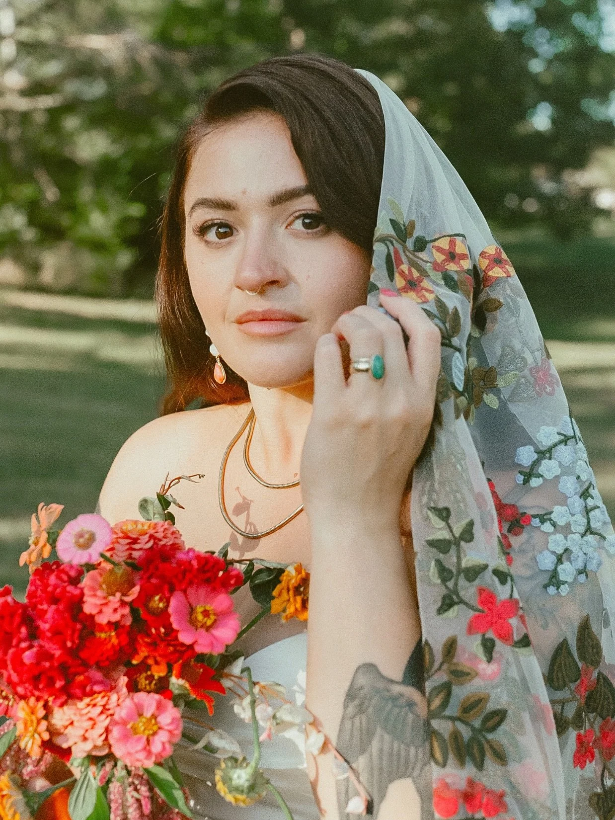 Sarah &amp; Craig - Nashville, TN
Shot on 35mm film.

My sweet Sarah is married 🤍
Not many people can make me leave California to go back and visit Nashville, but Sarah is definitely one of them.
From spending so much time time together at her studi