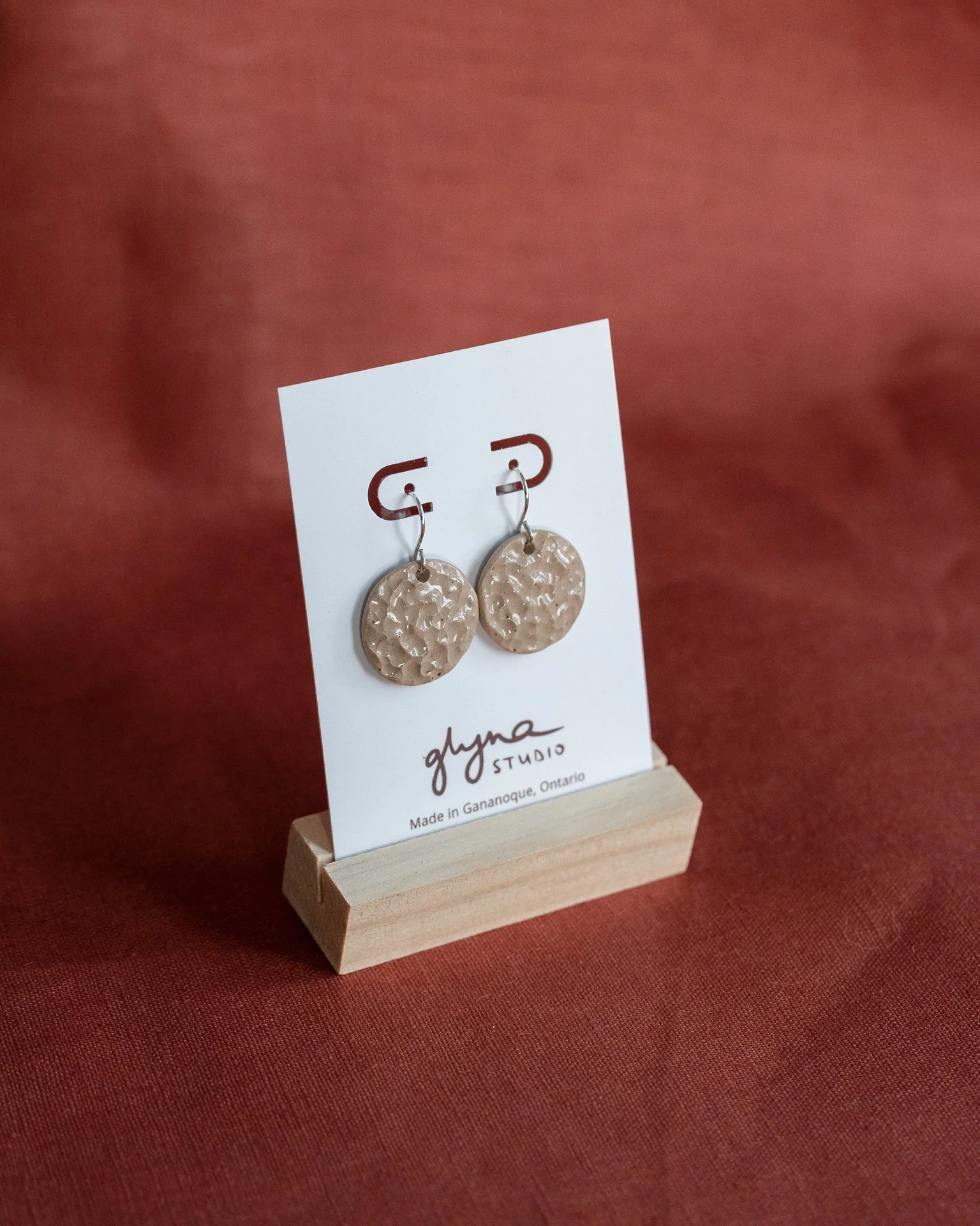 Drop Earrings — Round