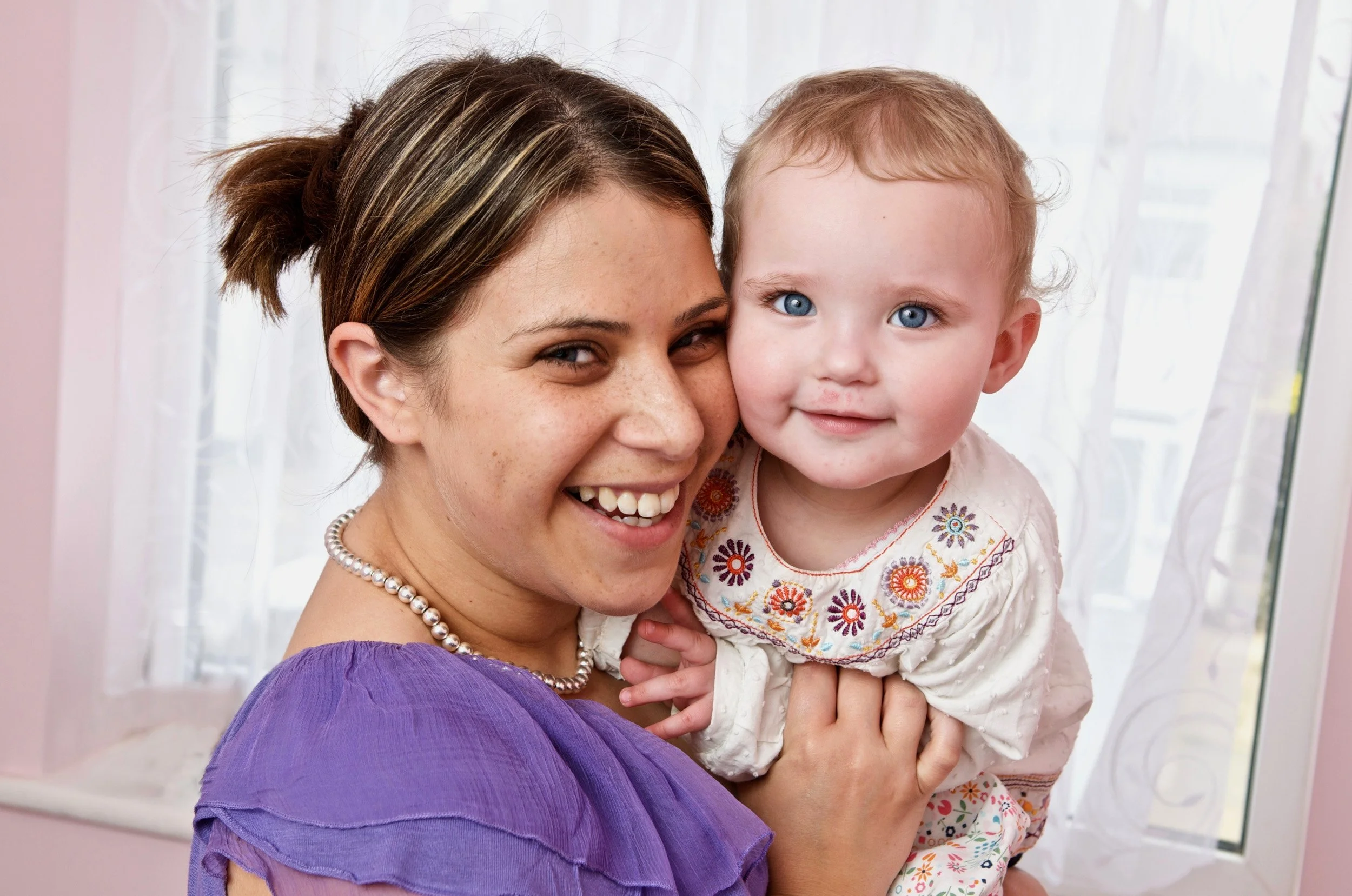 Mother & daughter , Thats Life Magazine