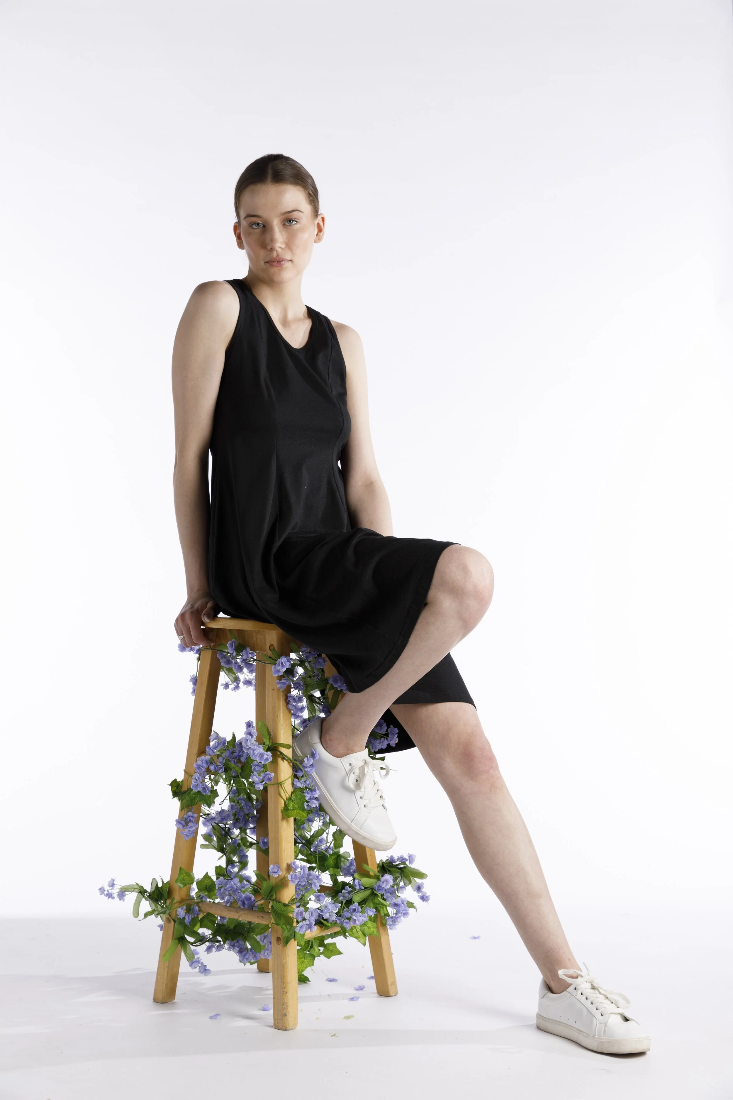 Yun_Max_Fashion_Merch_Shoot-6.jpg