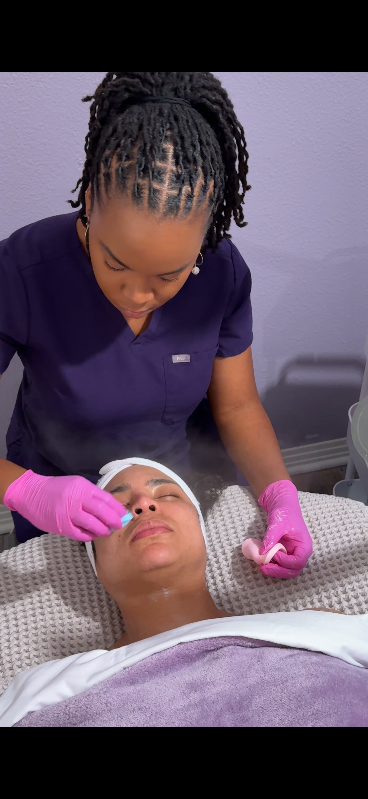Lira Clinical Exosome Chemical Peel
