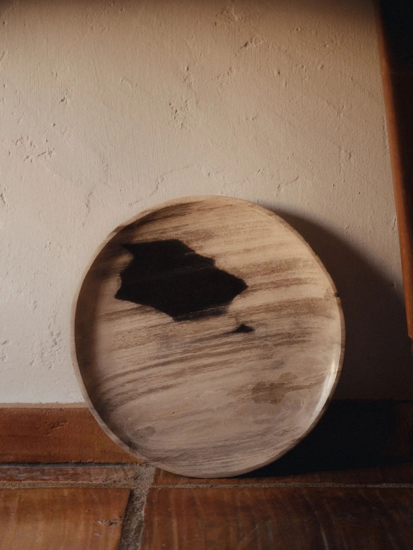 *

A plate shaped by time.

Petrified wood from Indonesia, where ancient trees have slowly transformed into stone.

Each pattern, each tone, is the result of a process that took thousands of years.

No two are alike.
A functional object carrying the 