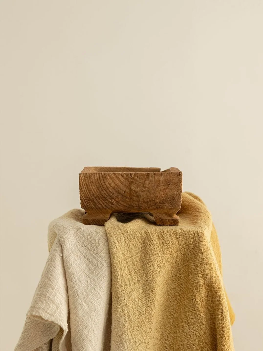 *

We are drawn to things we can feel.

Materials have a way of bringing us back to the physical world, to the weight of an object, the texture of a textile, the evidence of the hands that made it.

Perhaps this is why handmade things feel different.