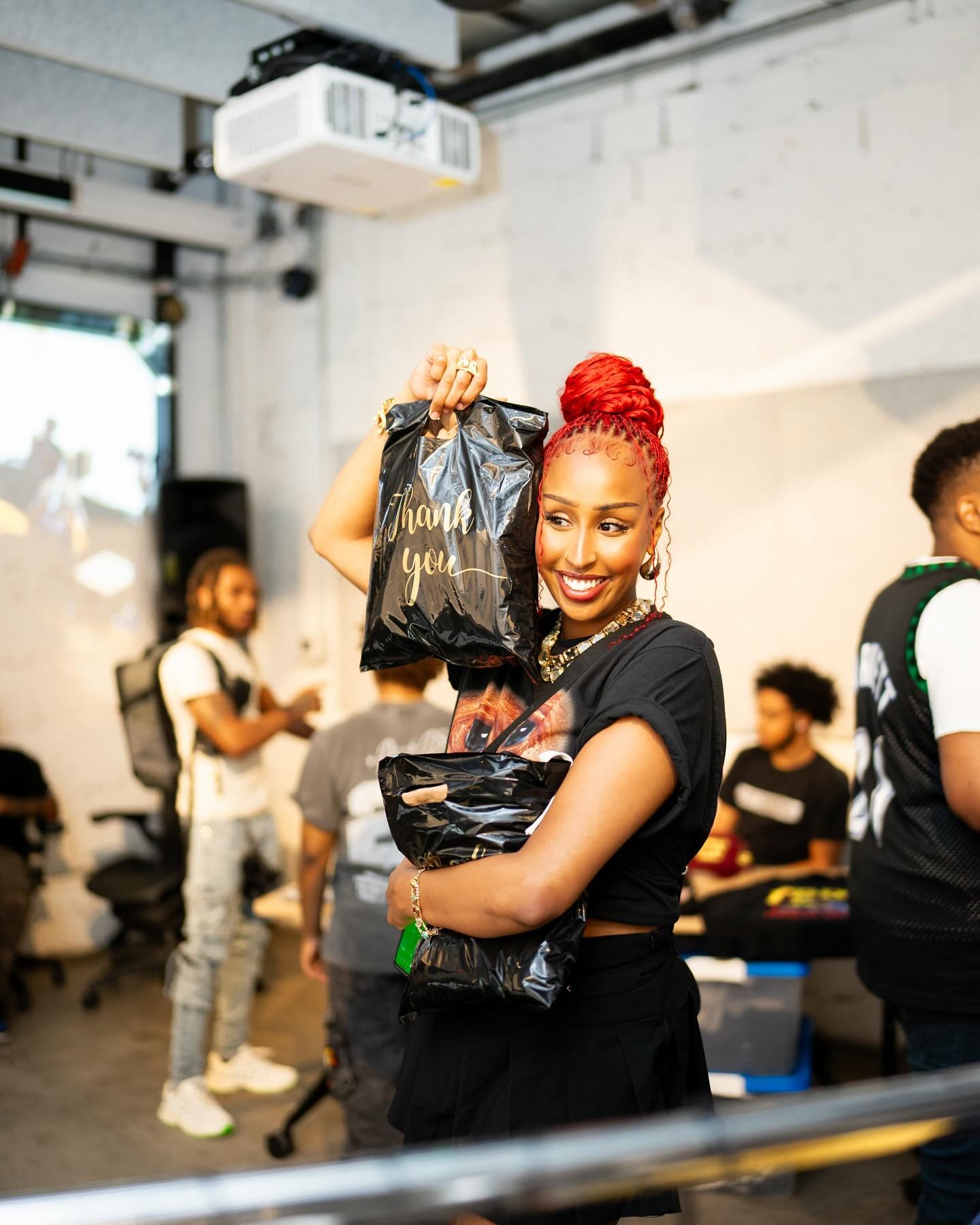 Join us this evening at 8pm with @thankgoditsfriday.ave Streetwear Marketplace featuring local entrepreneurs and artists. Be sure to stop by and checkout the unique selection of makers, brands and talented local artists ✨ 📸: @anyevisions