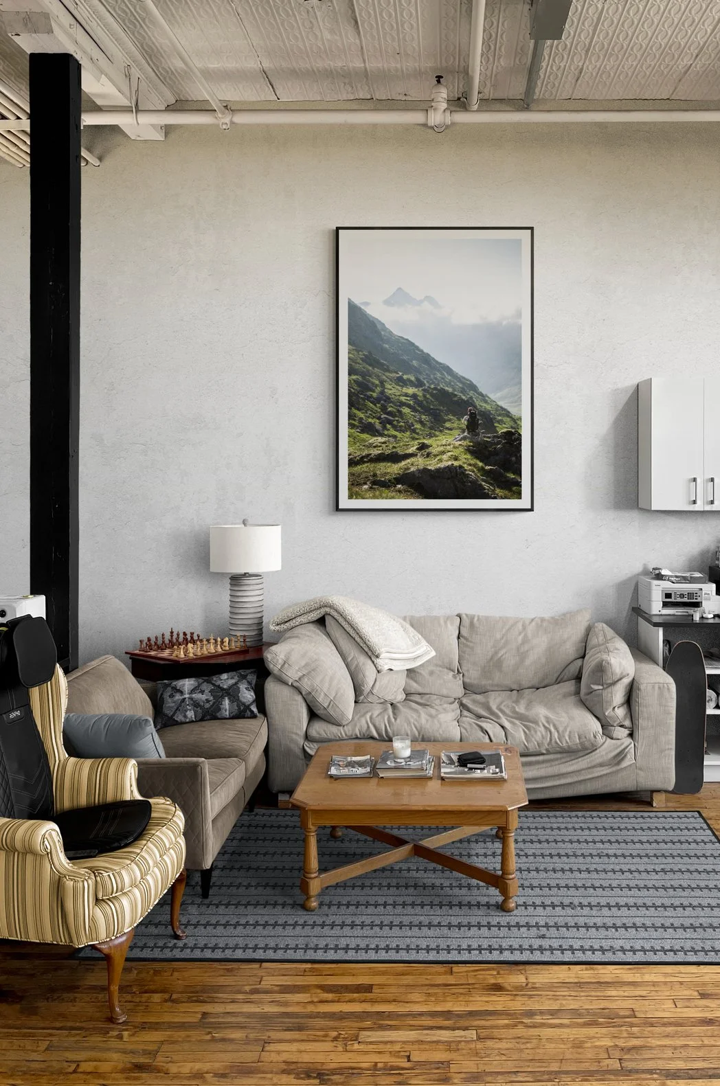 bright-studio-apartment-living-room (2).jpg