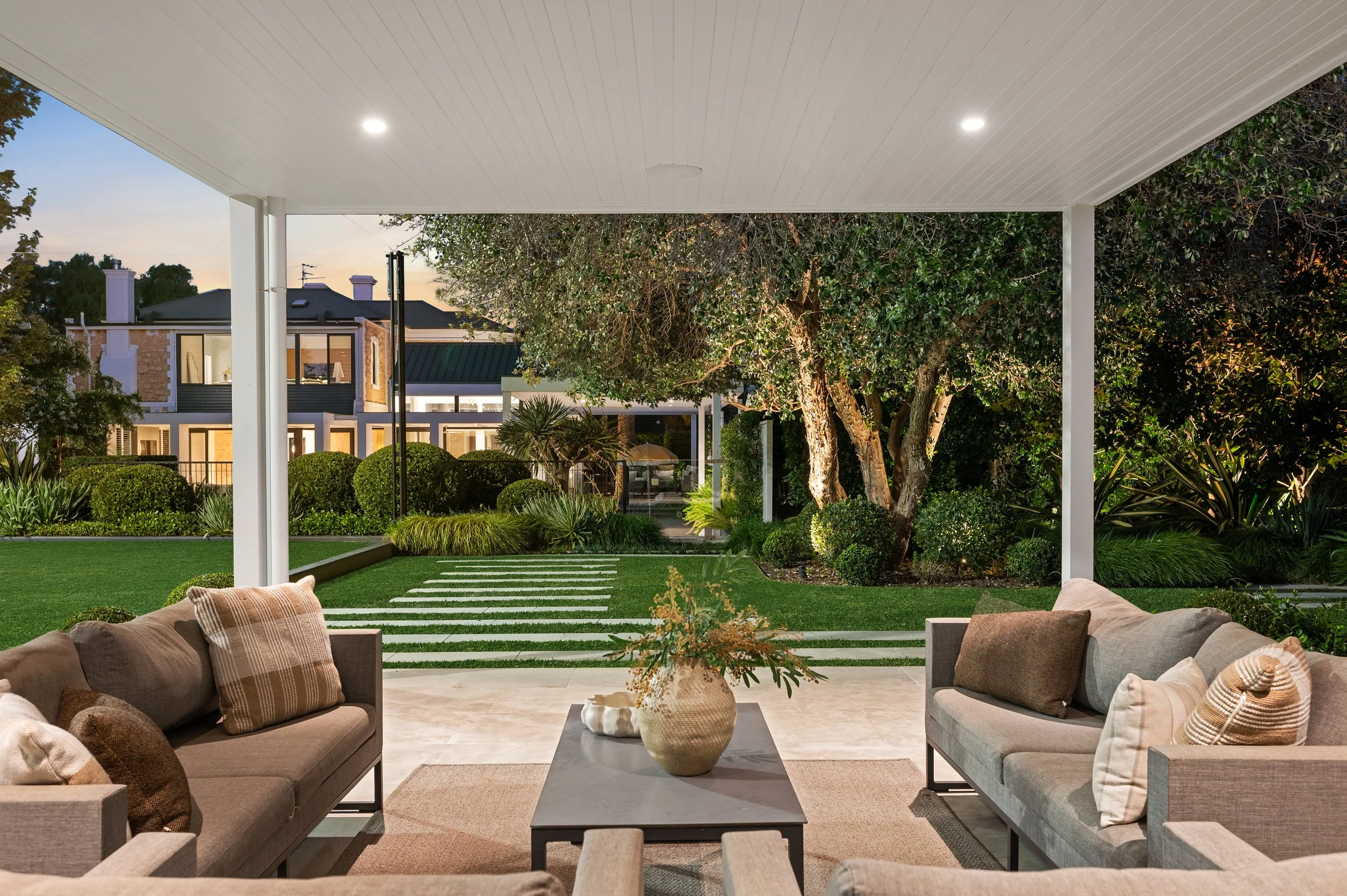 11 the avenue, medindie, sa 5081 - twilight-31_grass.jpg