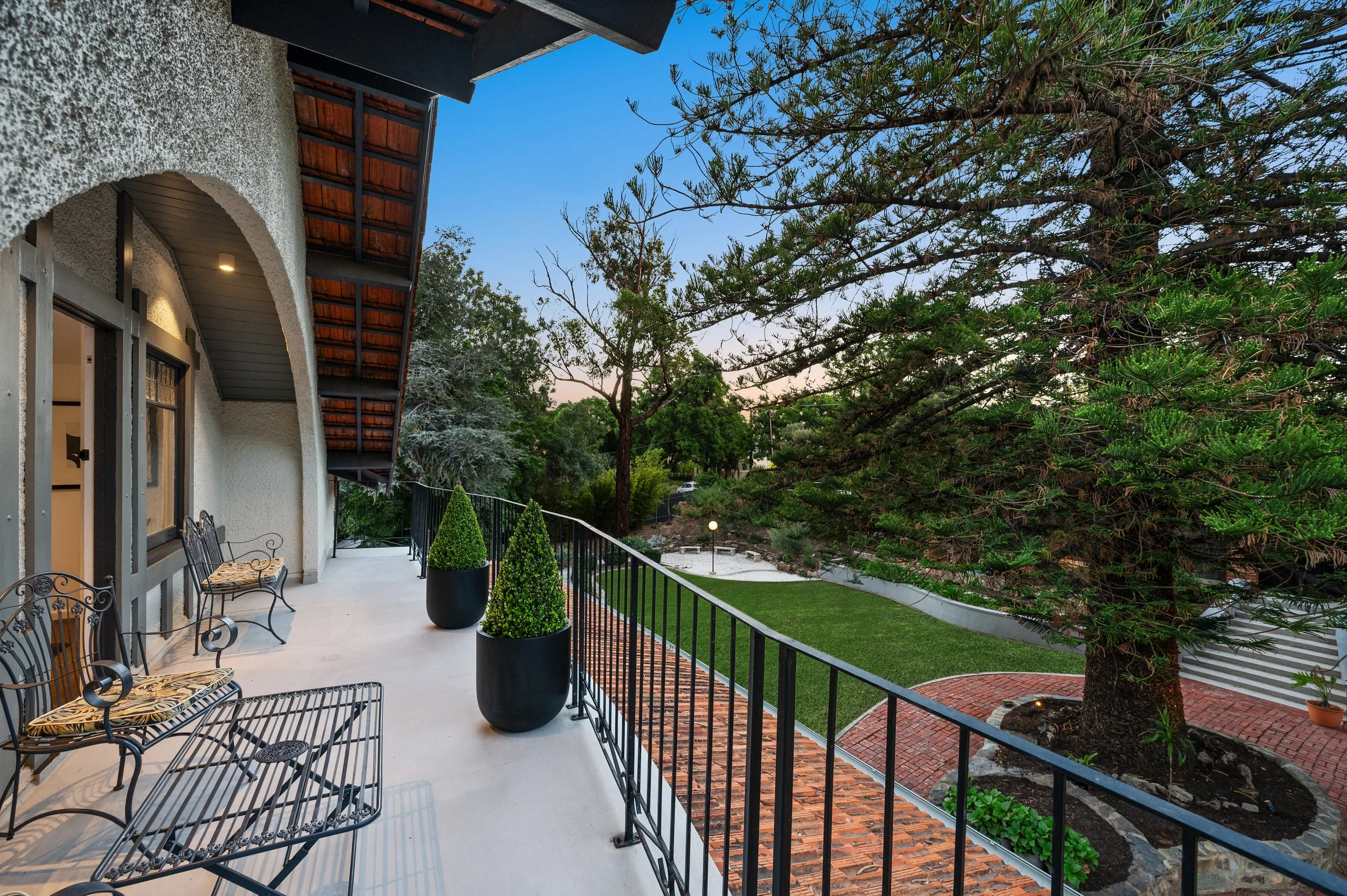 307 young street, wayville, sa 5034-16_grass.jpg
