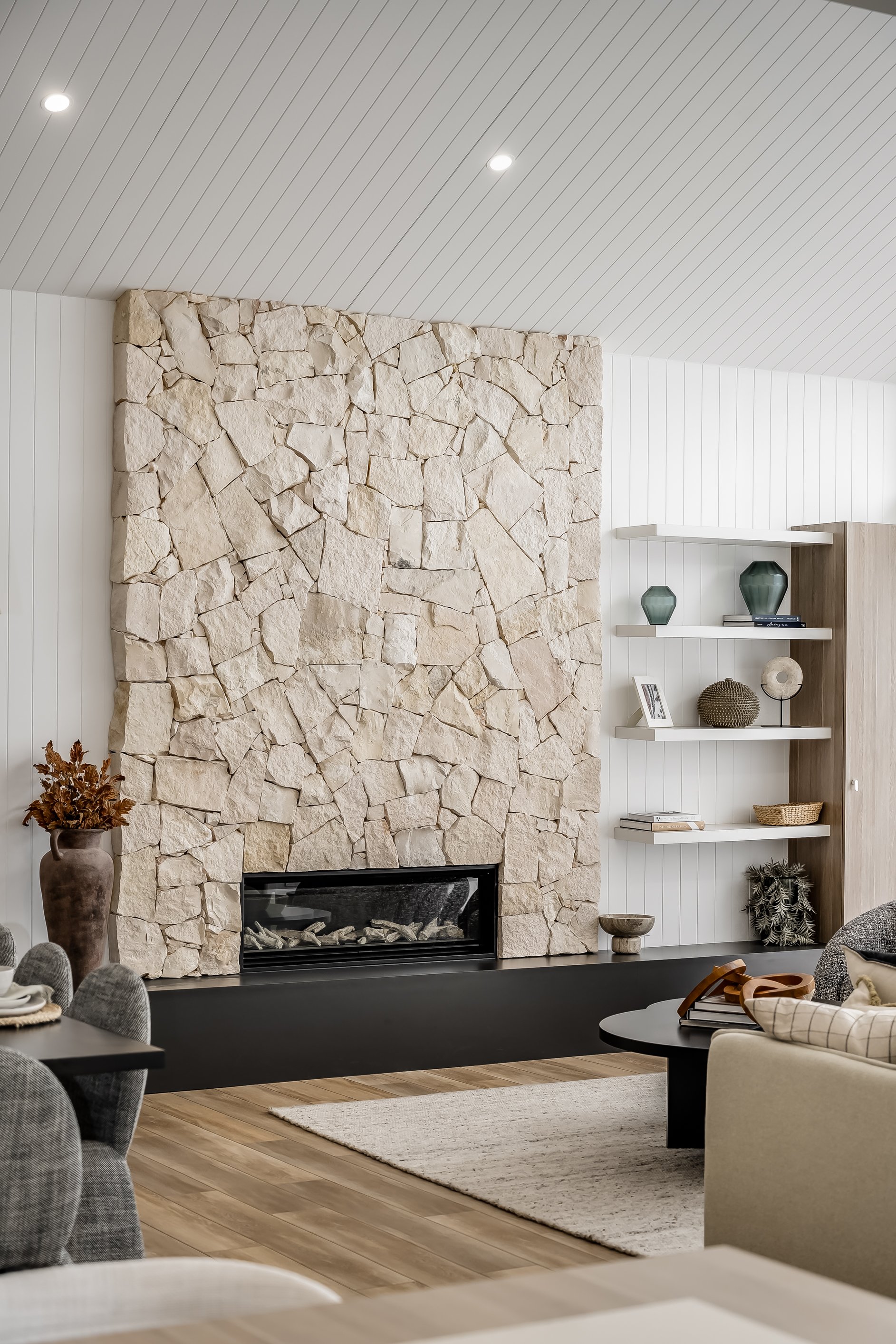 Weeks Homes - Angle Vale - House 01-6.jpg