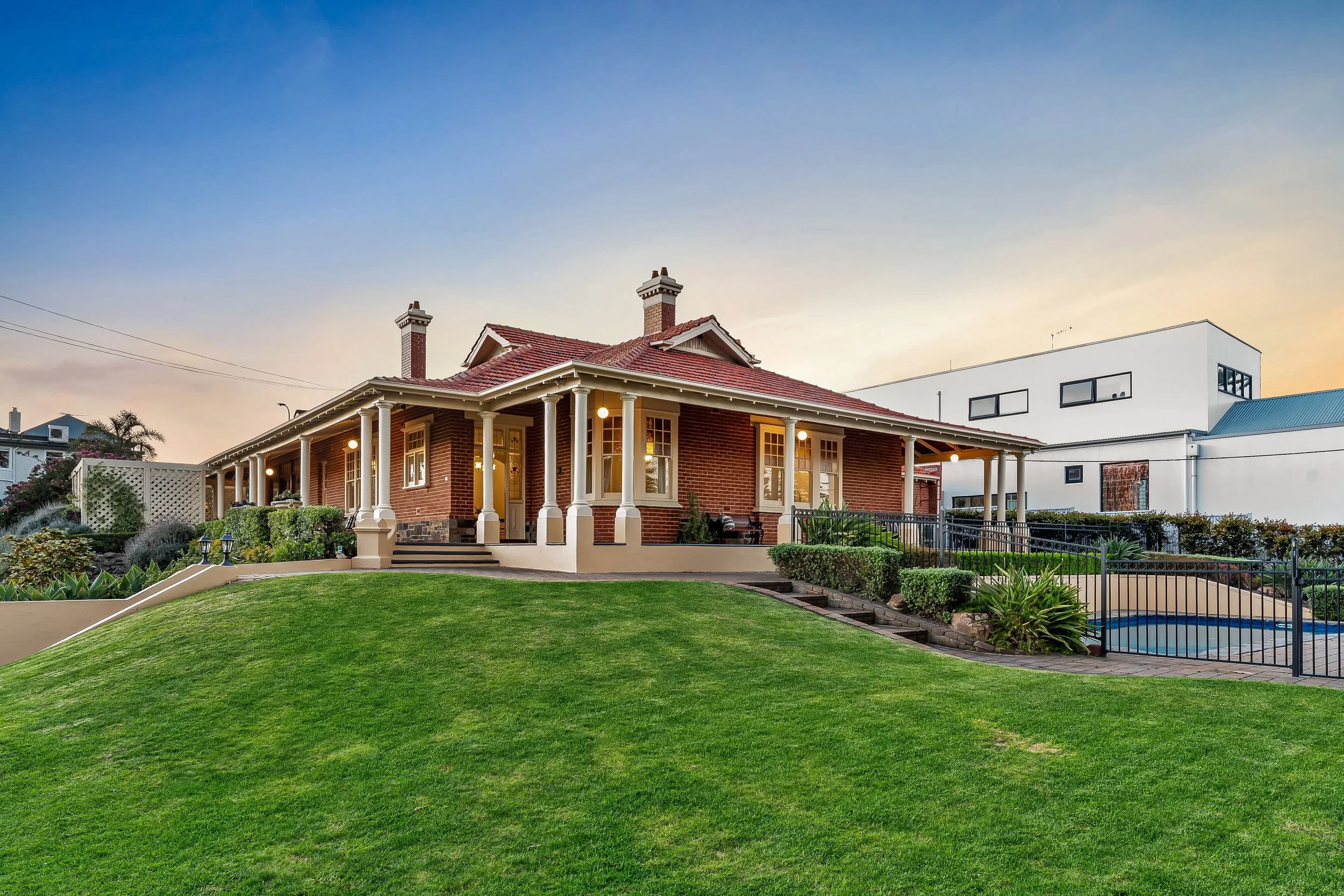 251 Military Rd, Henley Beach SA 5022-02.jpg