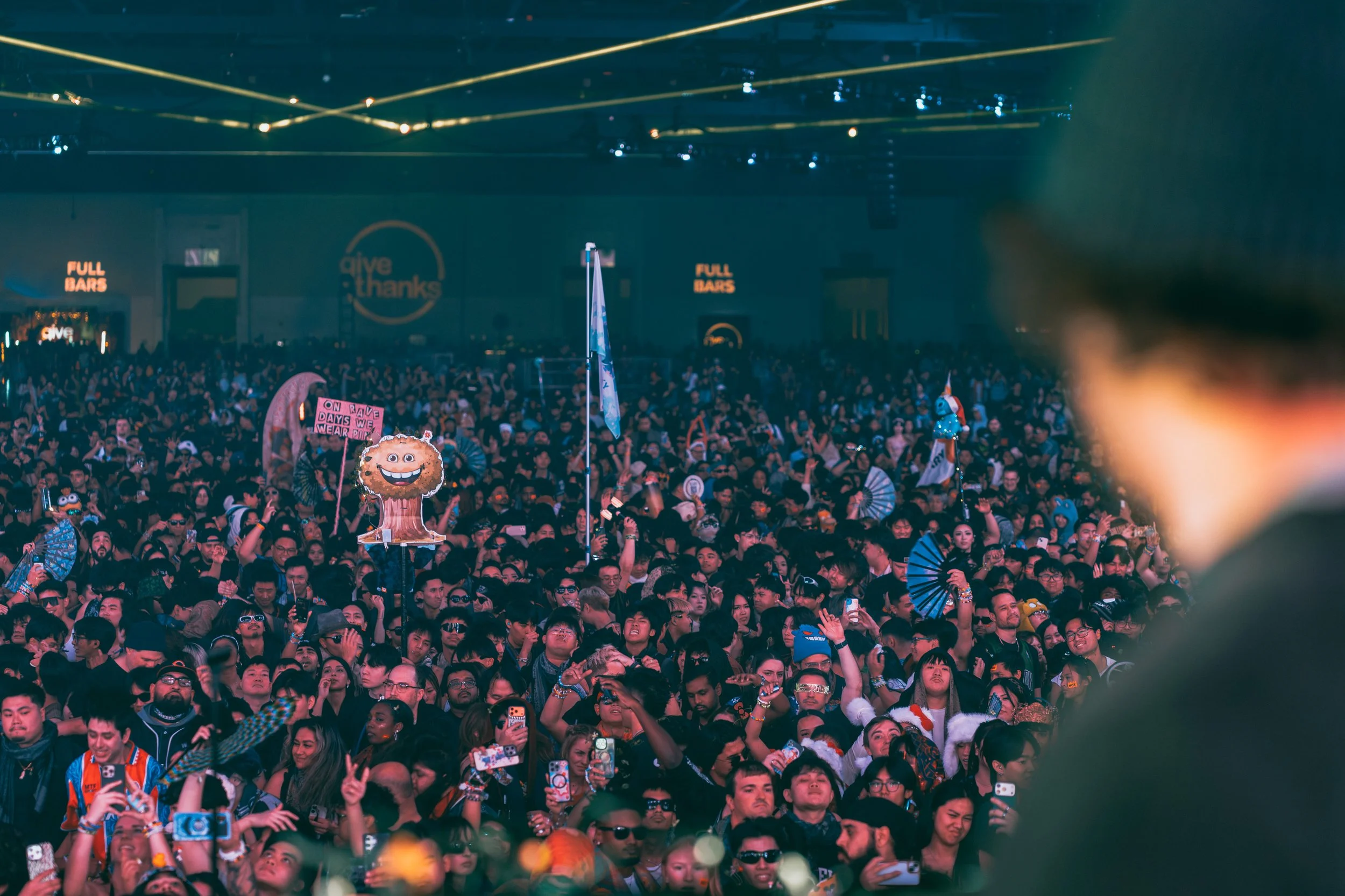 034_bear grillz_give thanks_112825-1.jpg