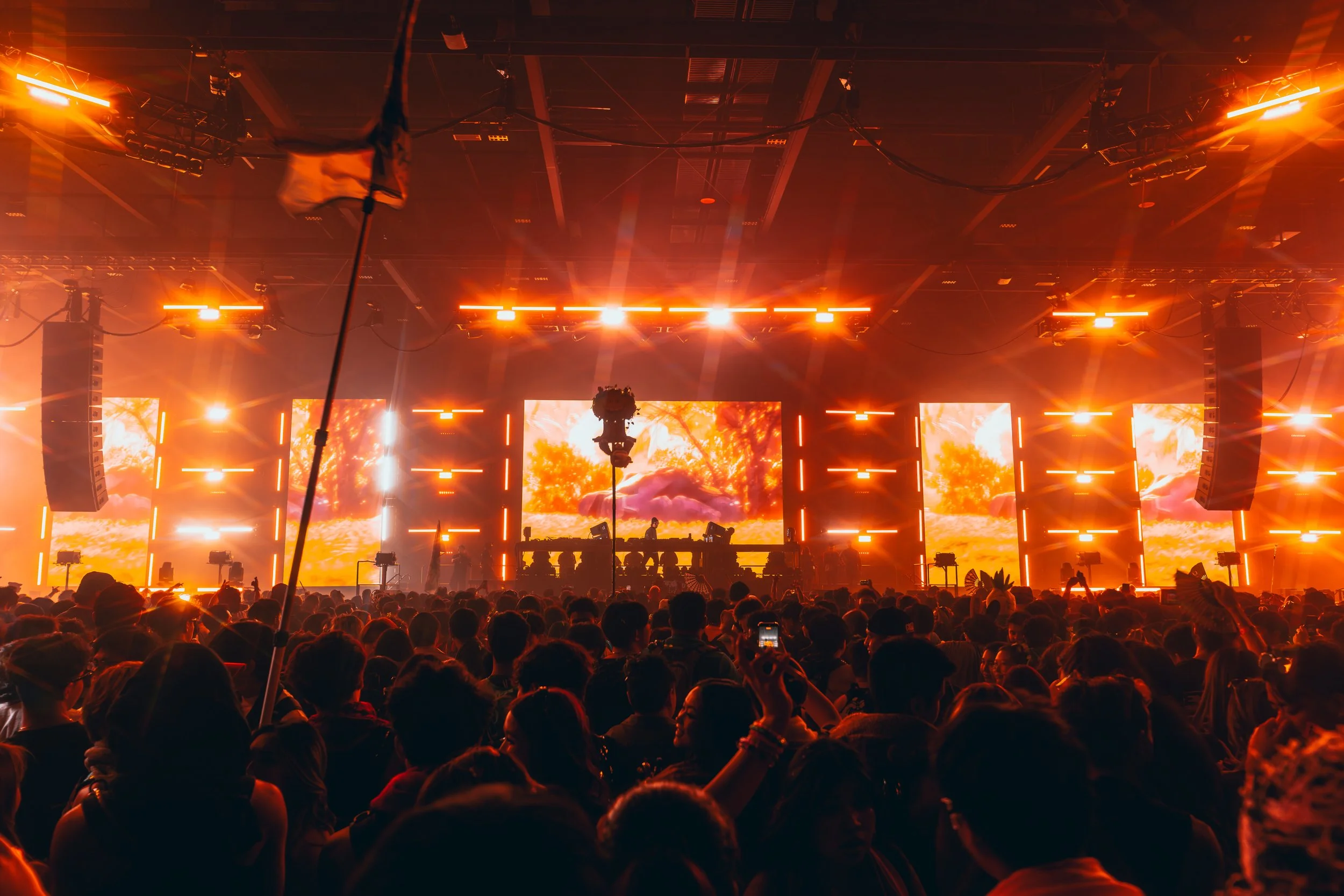 006_bear grillz_give thanks_112825-1.jpg