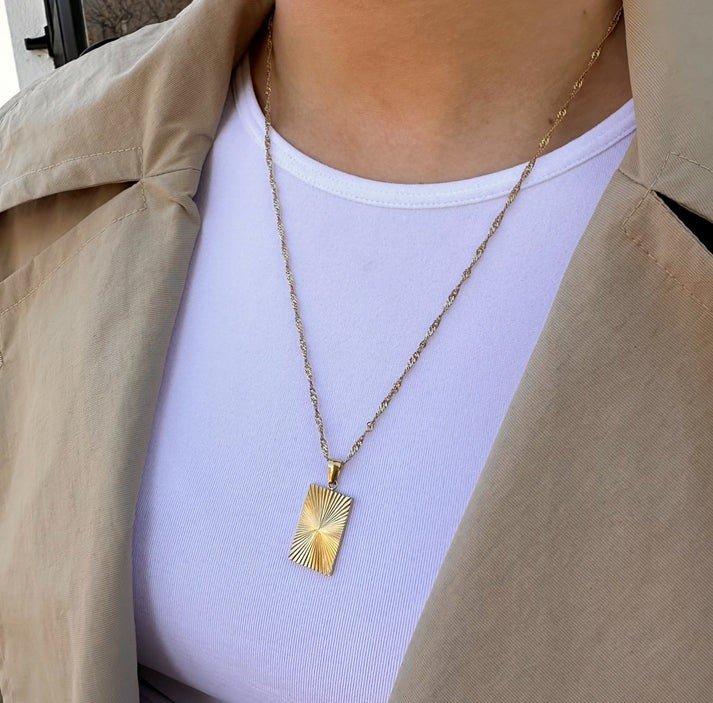 MotionPendantNecklacelifestylesingle.jpeg