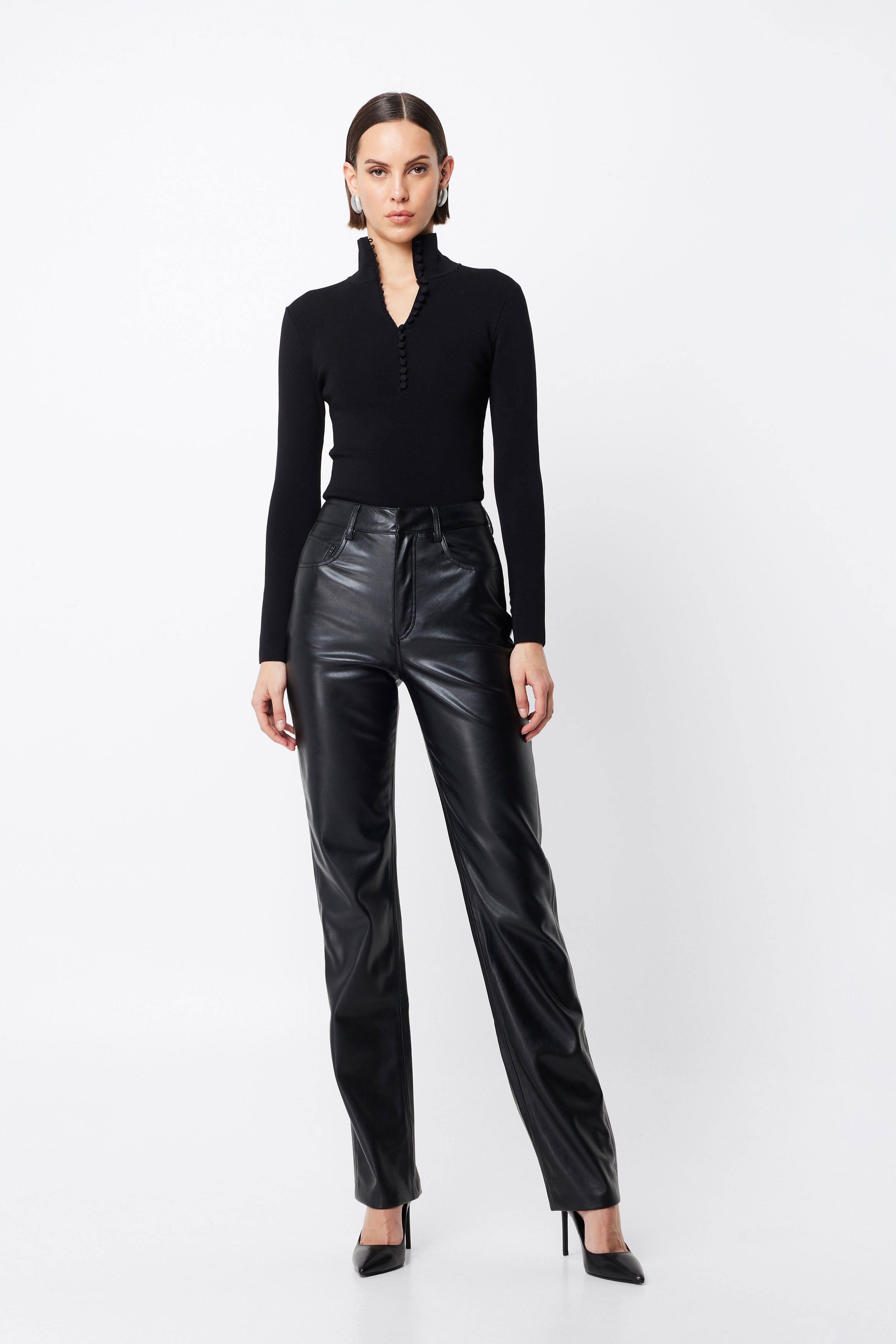 MayfairLongSleeveTop_Black_Ecomm_WinterEssentials25_02.jpg
