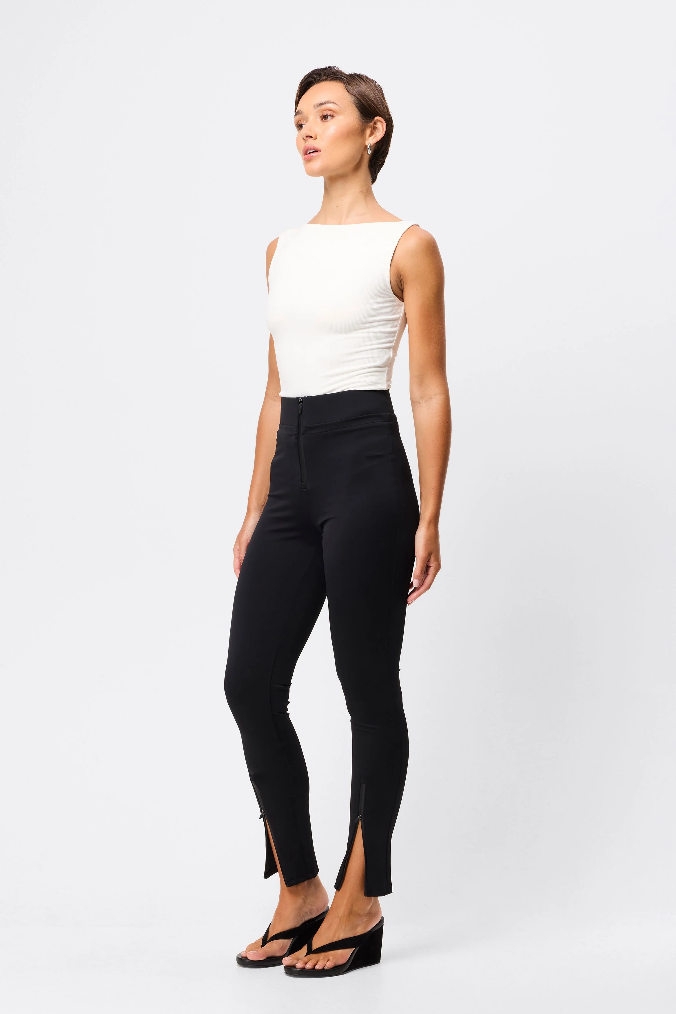 DefensivePant_Black_Ecomm_Summer24_03.jpg