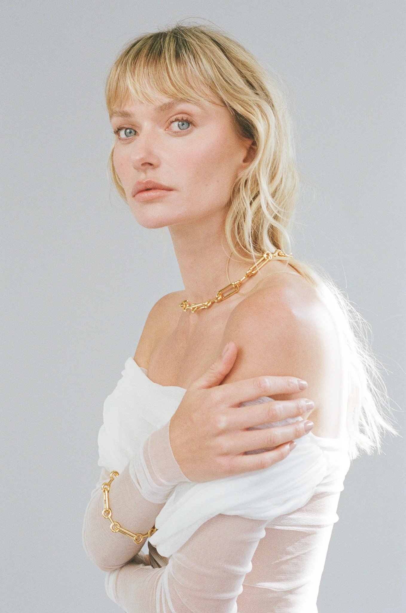 PPORTER-MONA-BRACELET-MONA-NECKLACE-01_c8e83664-8ccb-40ae-8fd5-257a4e1452c8.jpeg