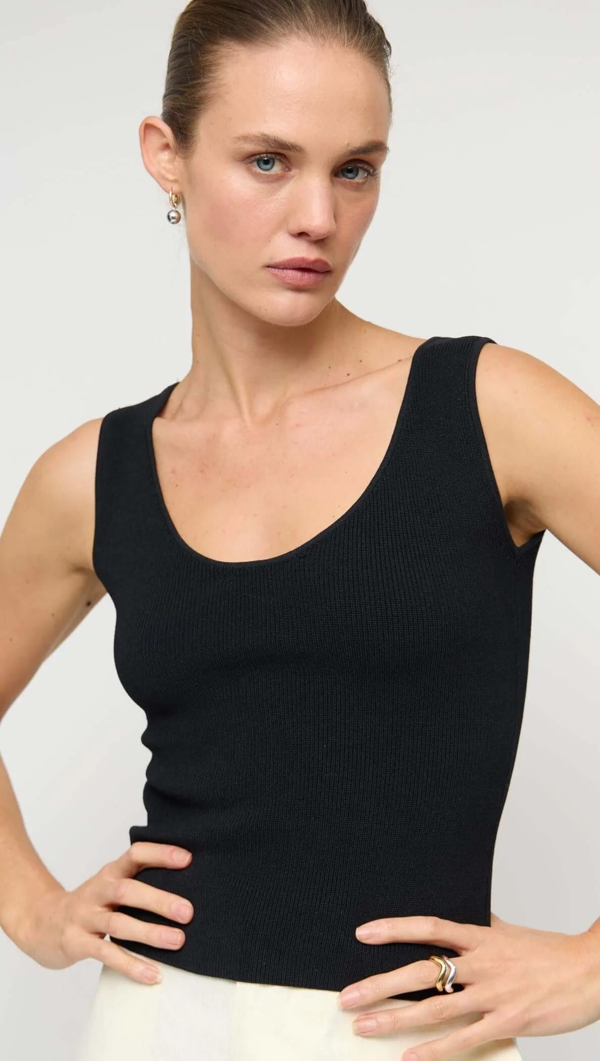 Moda-Reversible-Black-Knit-Tank-Top_5000x.jpeg