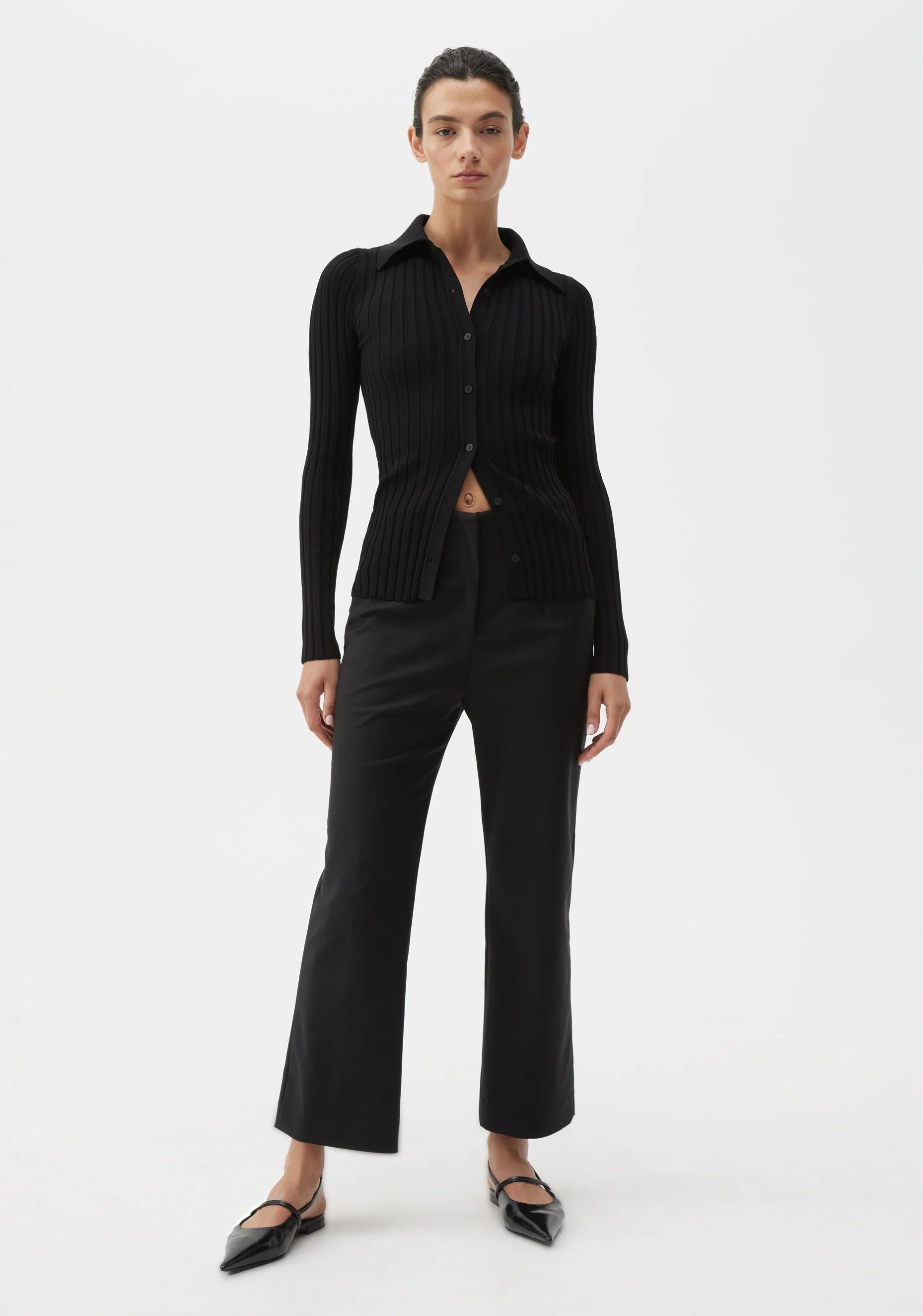 Morrison-SS24-Vaucluse-Pant-Black_1.jpeg