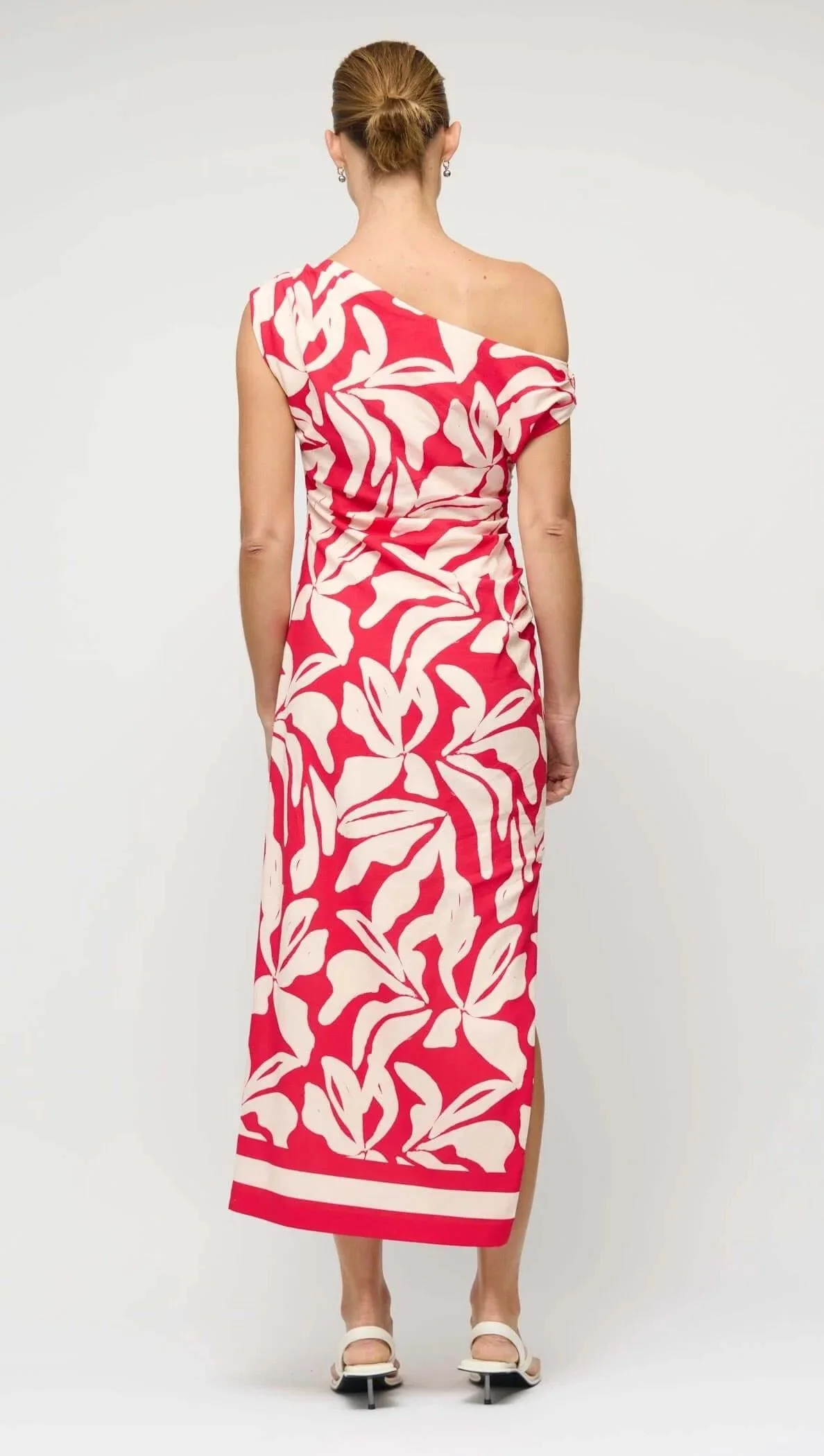 Serata-Cotton-Blend-Red-White-Floral-Asymmetrical-Midi-Dress_5_5000x.jpeg