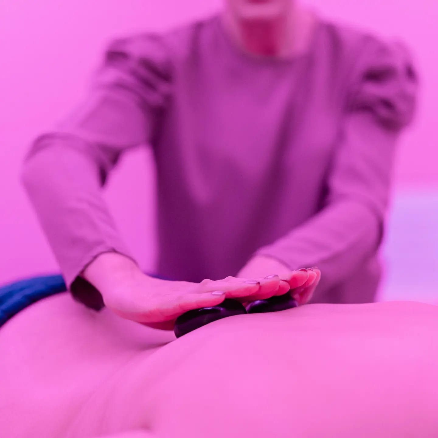 Full Body Hot Stone Massage