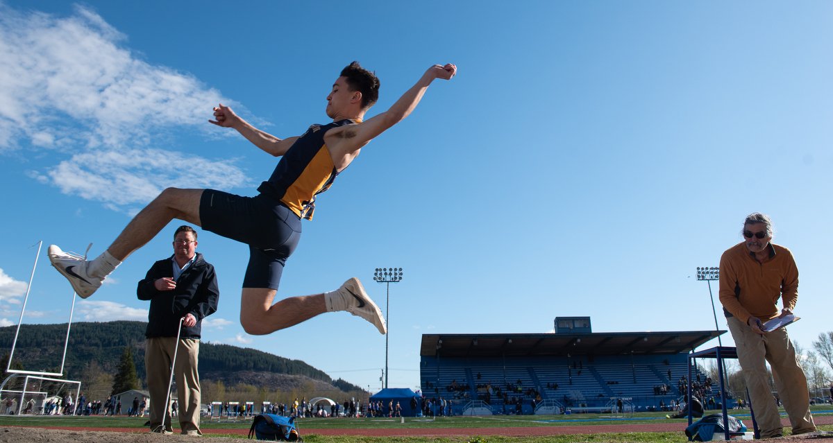  Scenes from the Skagit Showdown track meet on April 12 in Sedro-Woolley. 
