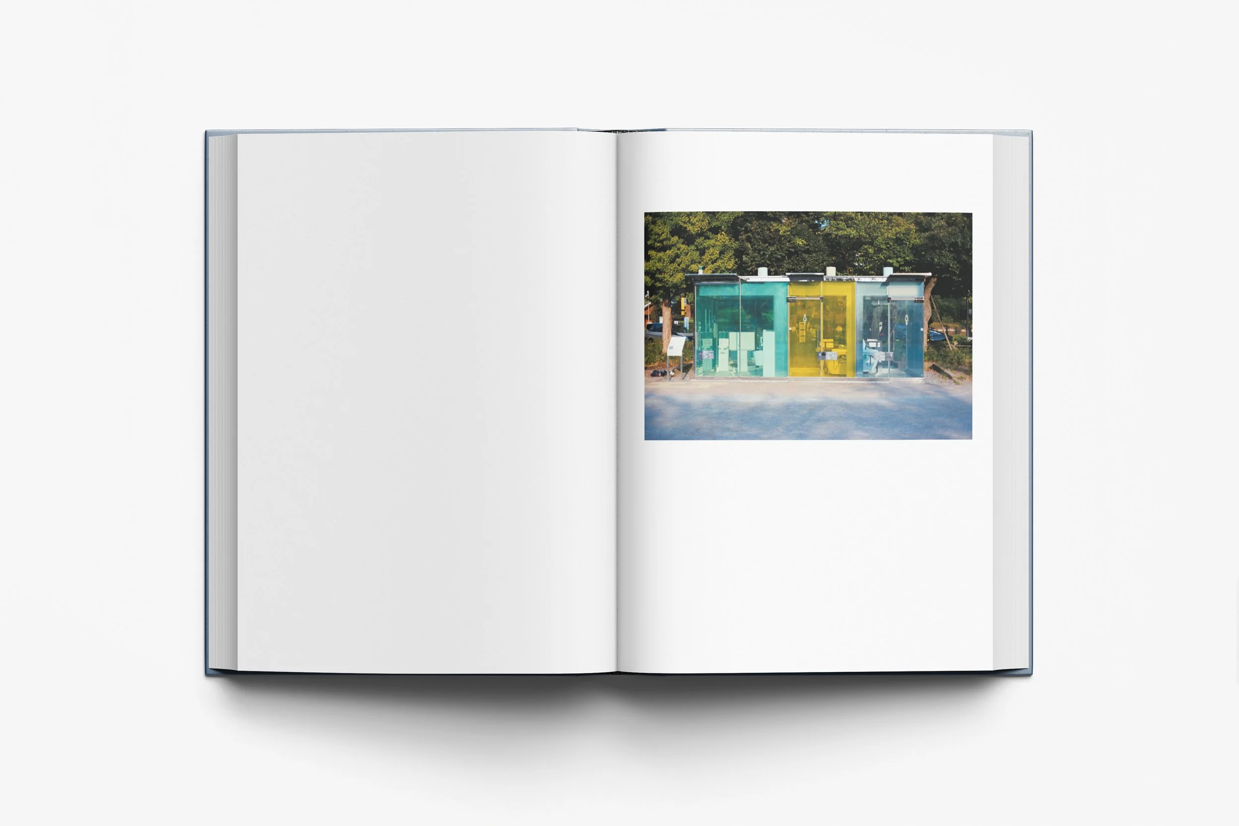 15.Inside-MockUP.jpg