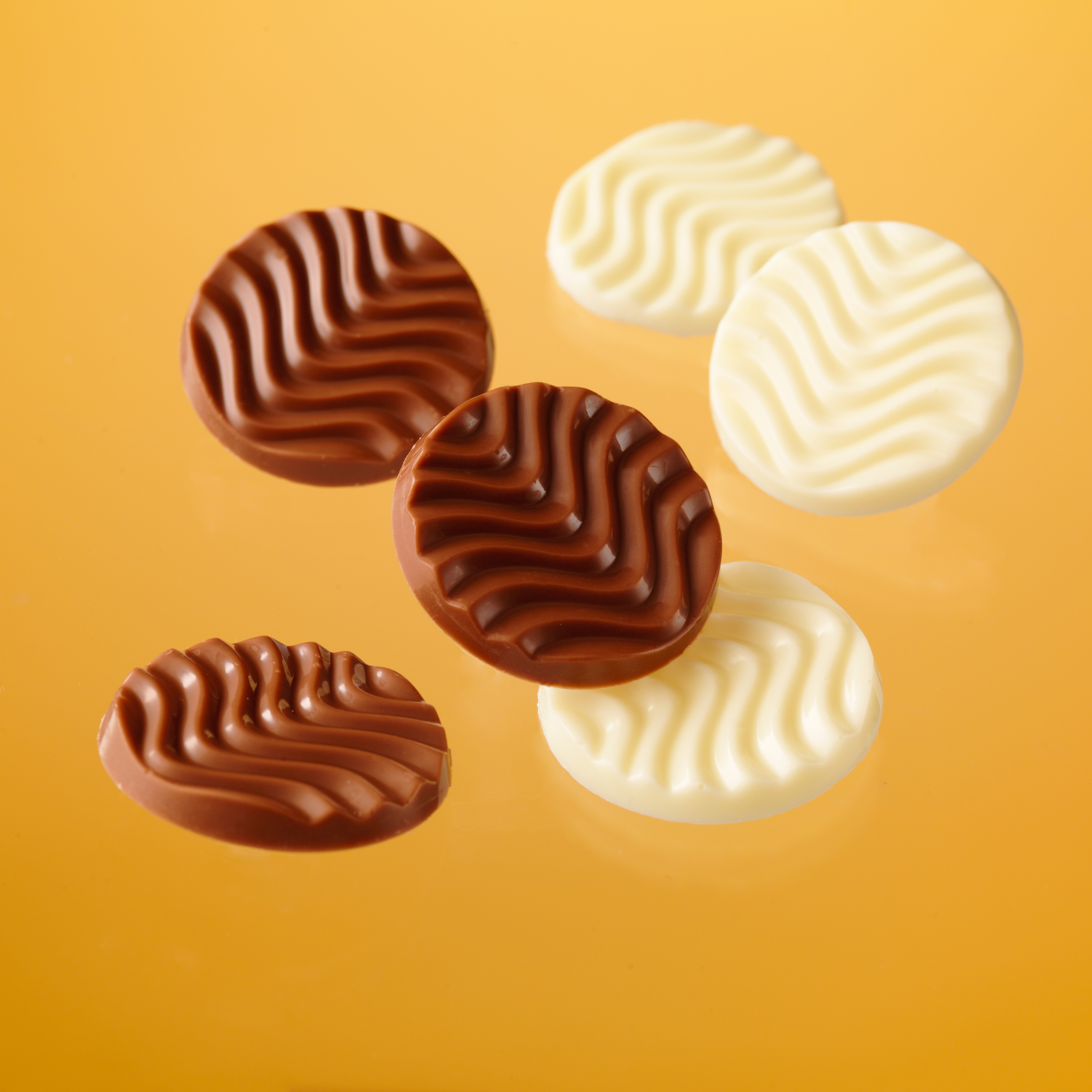 Pure Chocolate [Milk] — ROYCE' Chocolate Singapore