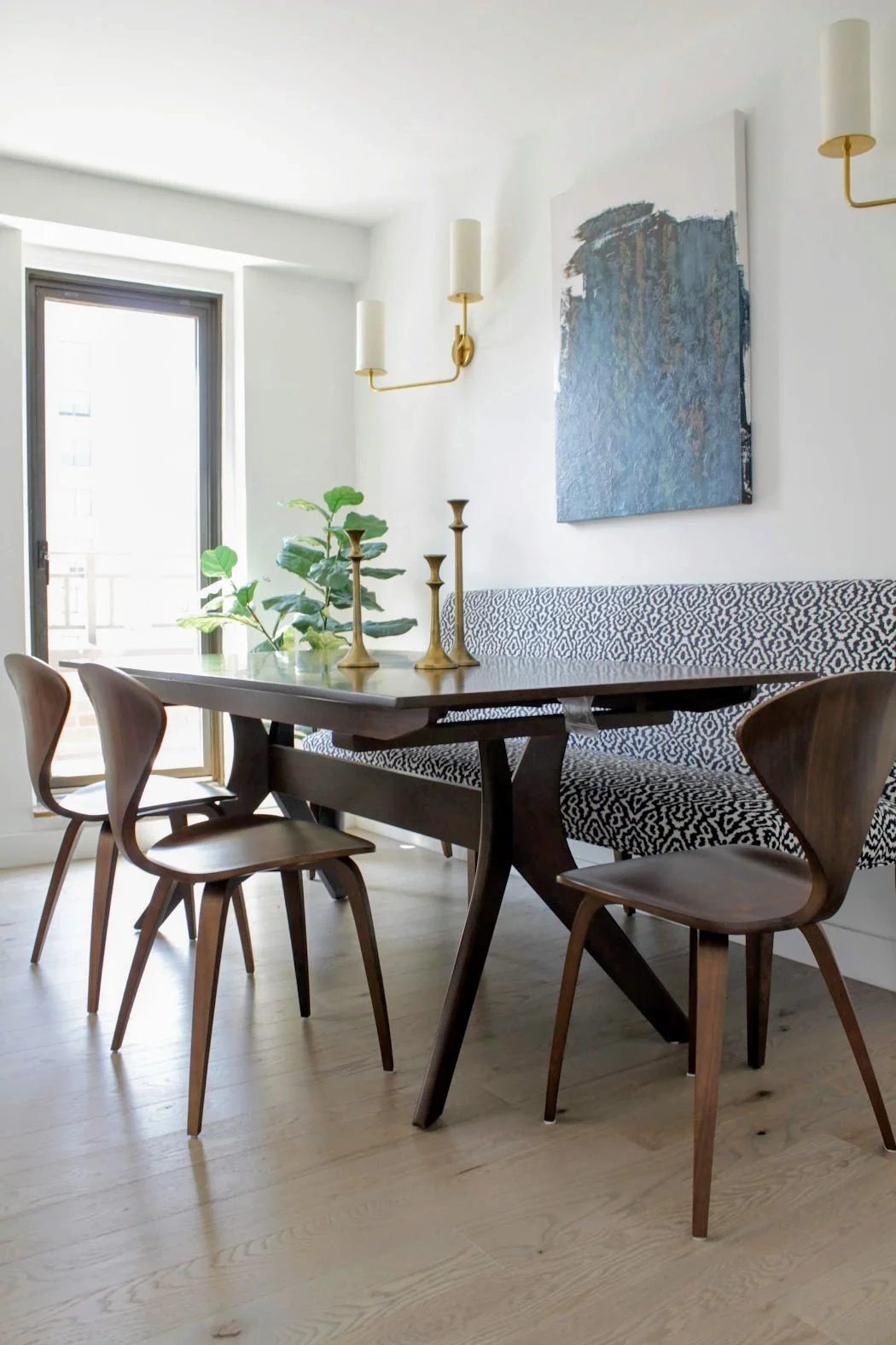 Dining room by Hanh Interiors 8.jpg