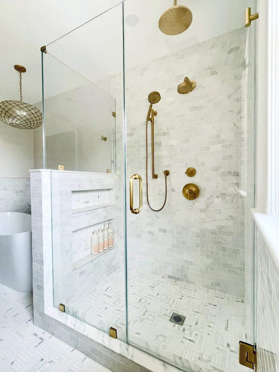 Bathroom by Hanh Interiors 2a.jpg