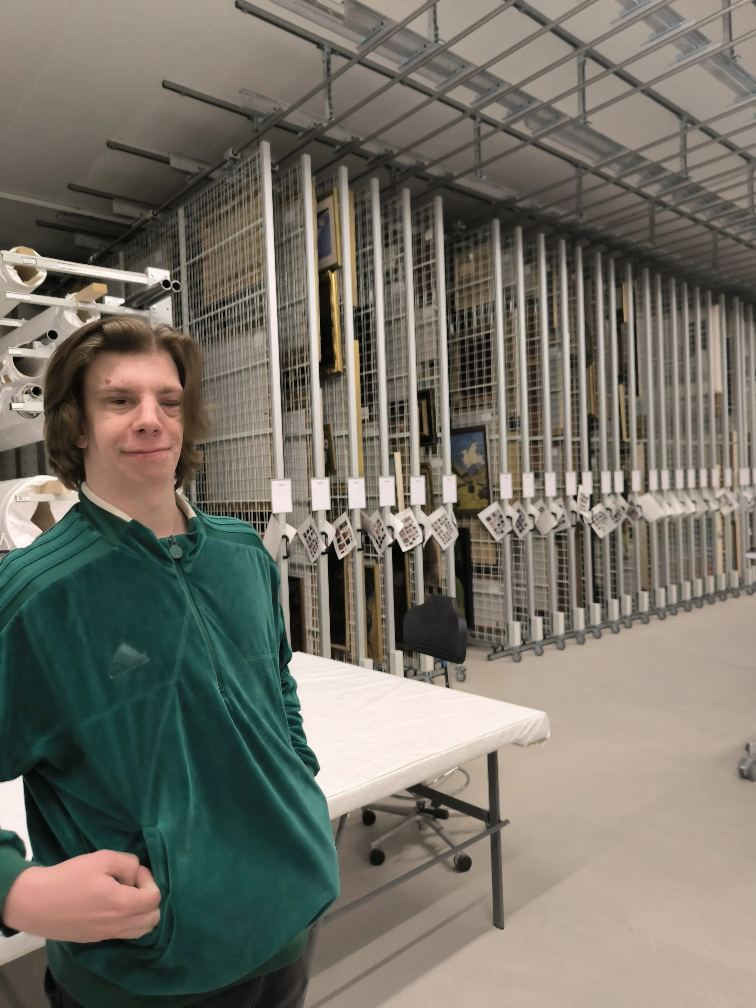  Inspiration holen wir uns auch bei anderen Institutionen: Ein Blick hinter die Kulissen des Sammlungs- und Forschungszentrums Hall der Tiroler Landesmuseen war spannend und beeindruckend. 