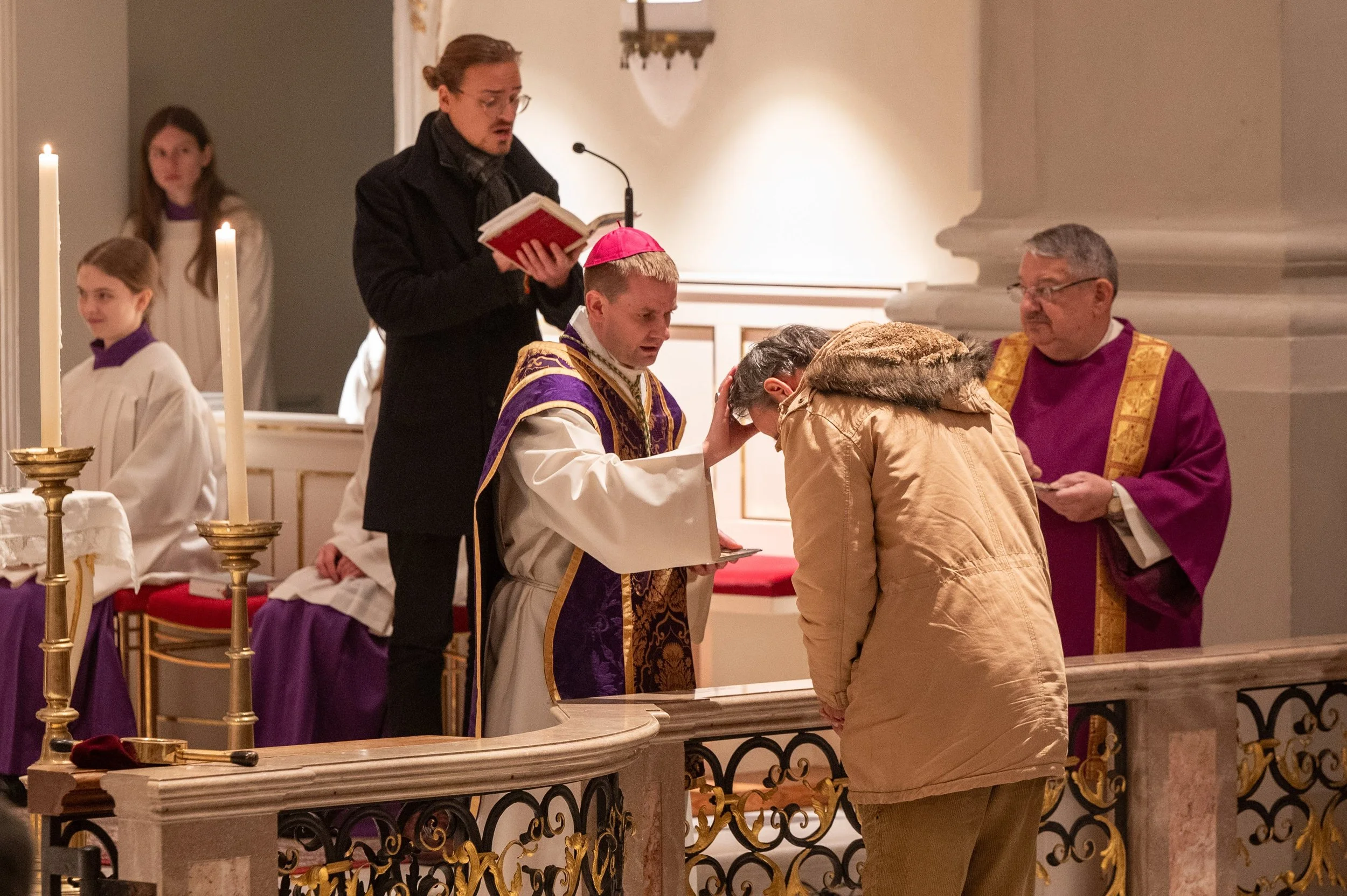 Aschermittwoch - Basilika Wilten