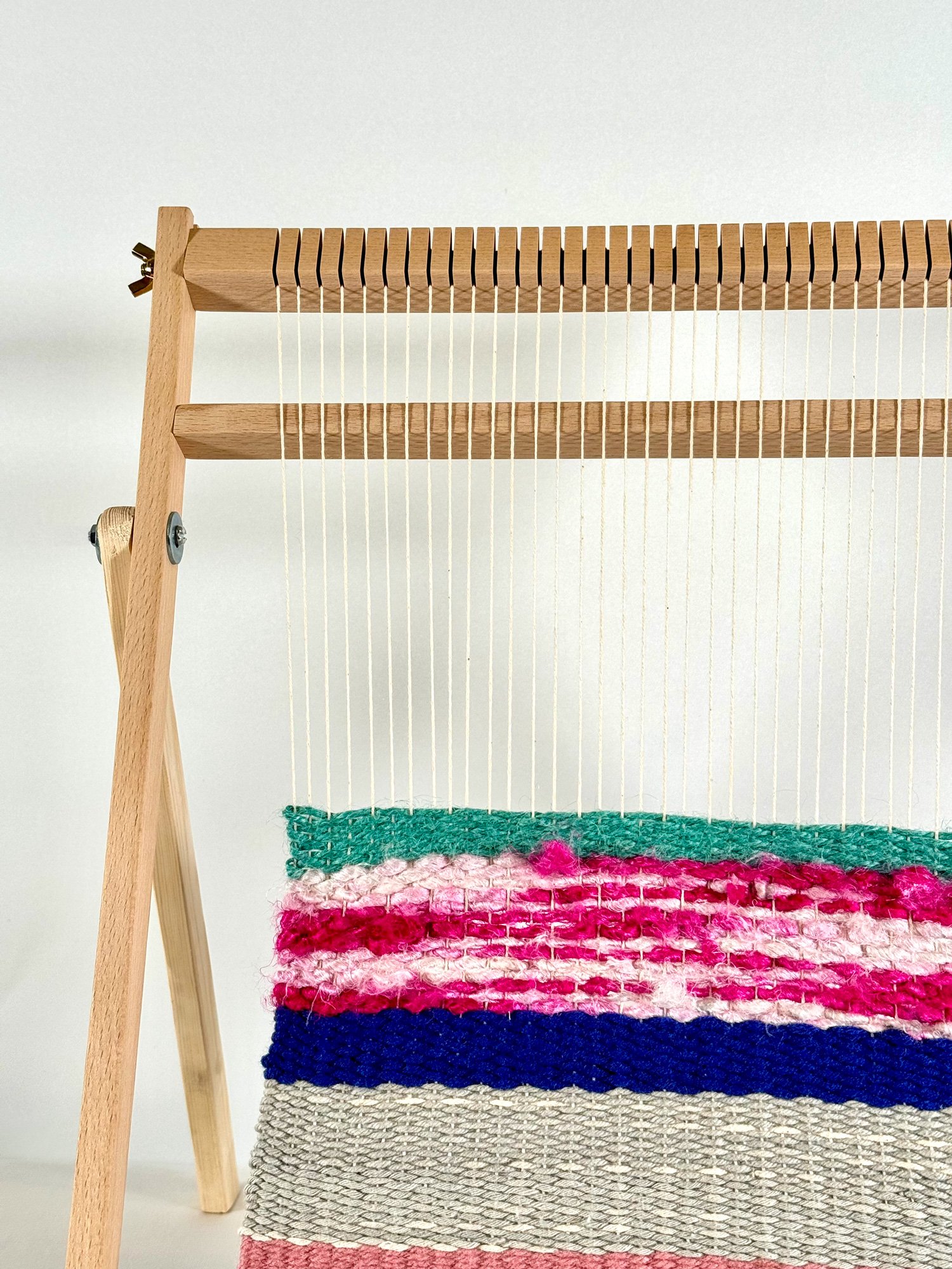 Frame-Loom-Medium-3.jpg